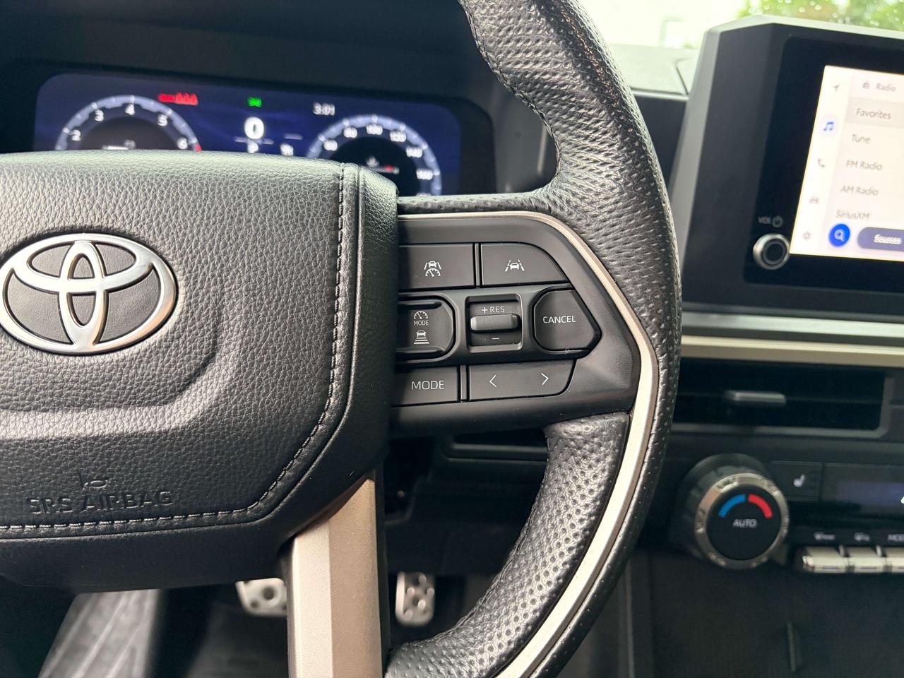 2024 Toyota Tacoma TRD SPORT 4x4 Double Cab Clean CARFAX Heated Seats Photo