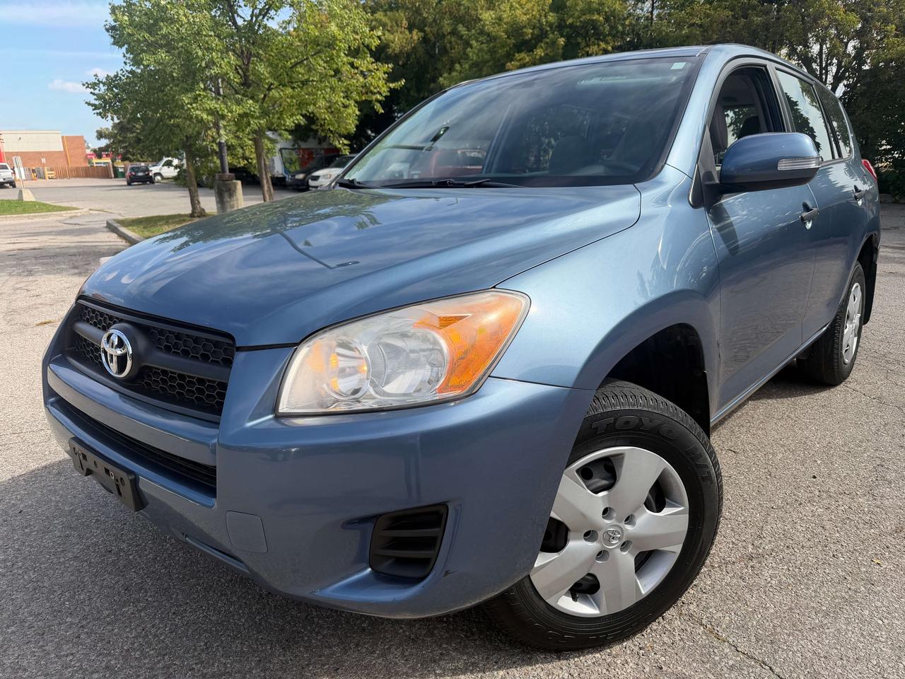 2012 Toyota RAV4 !!!! ONE OWNER !!! NO ACCIDENTS !! TOYOTA SERVICED Photo