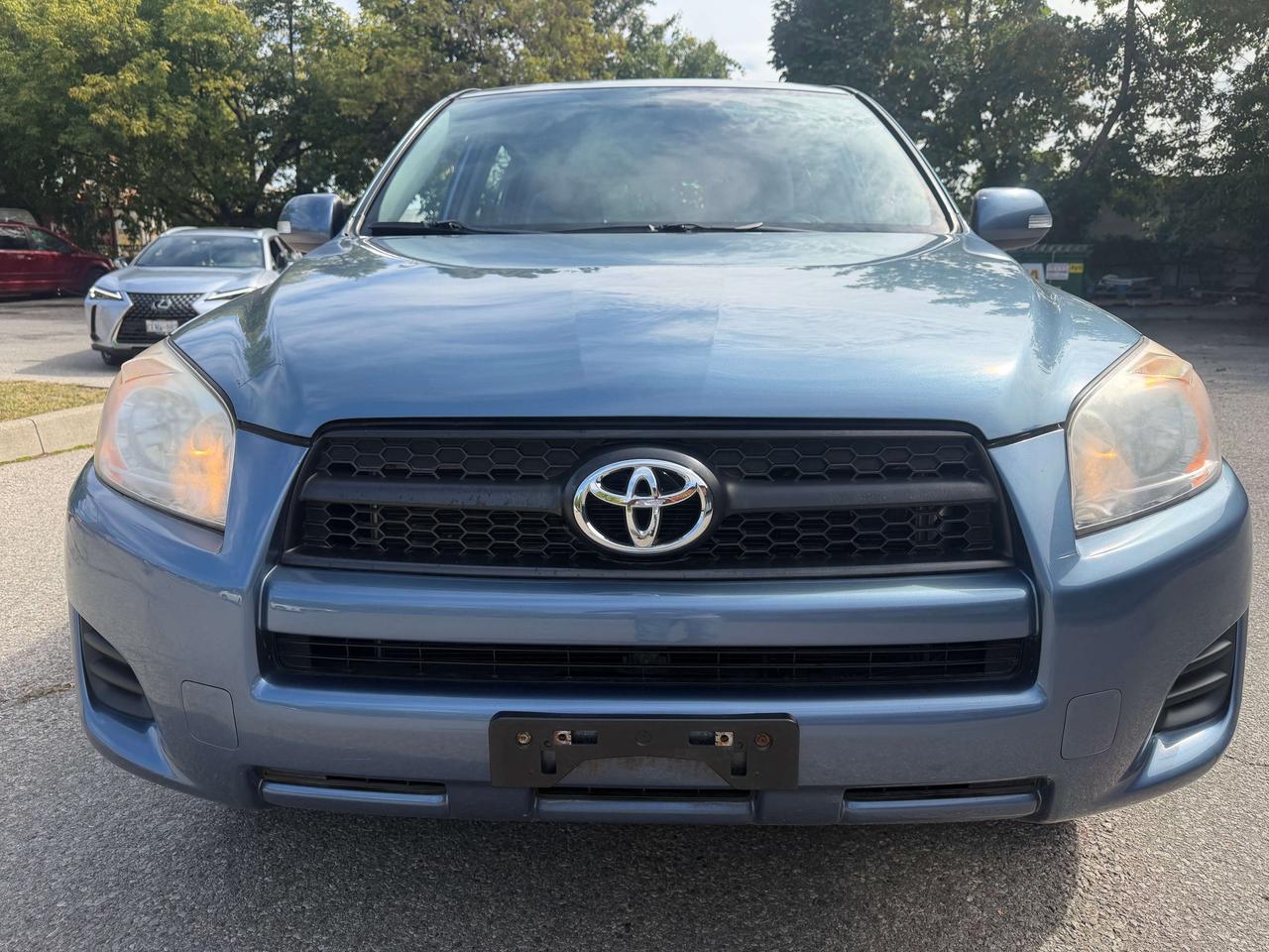 2012 Toyota RAV4 !!!! ONE OWNER !!! NO ACCIDENTS !! TOYOTA SERVICED Photo
