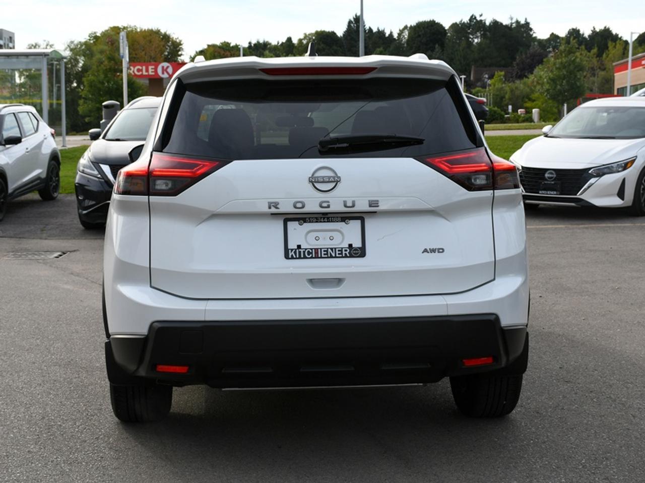 2026 Nissan Rogue SV Moonroof   Adaptive Cruise   Remote Start   CarPlay   Android Auto Photo
