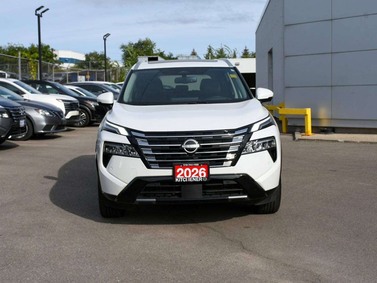 2026 Nissan Rogue Platinum   Leather   Roof   Navi   360 Camera   CarPlay   Android Auto Photo5