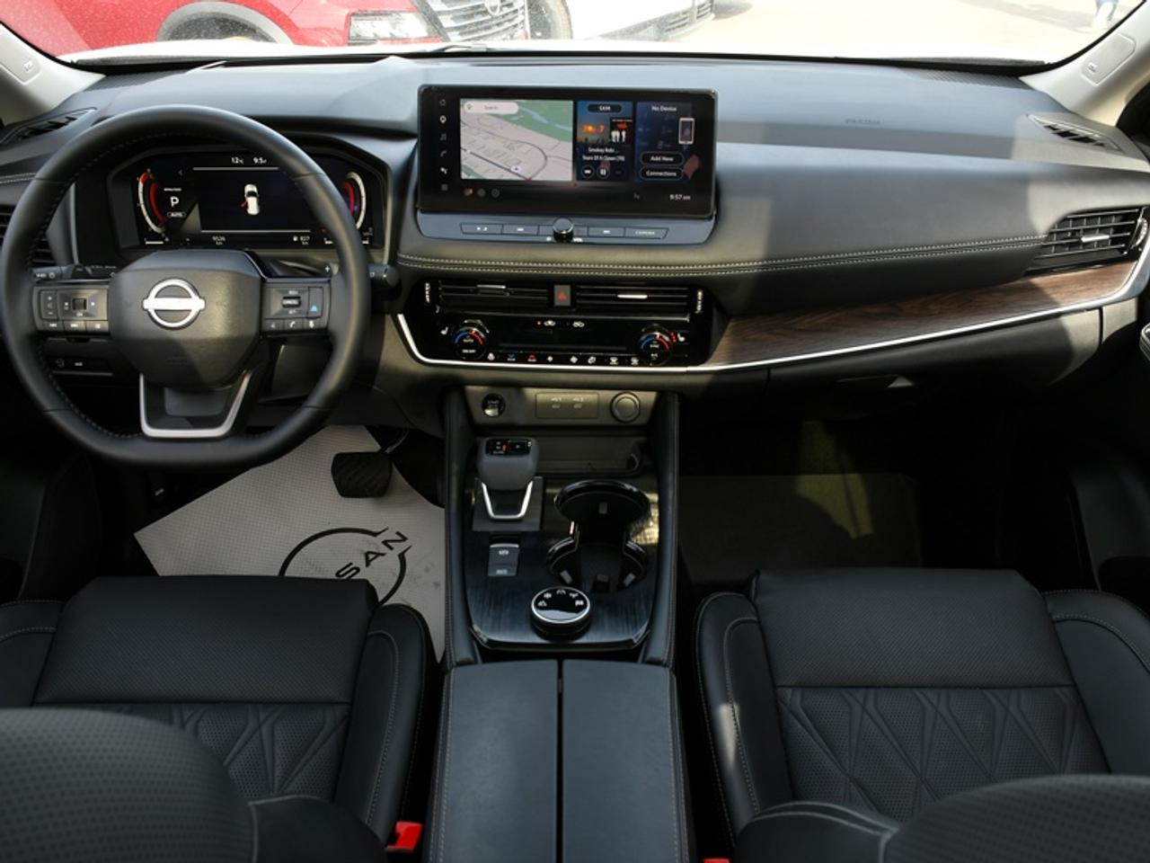 2026 Nissan Rogue Platinum   Leather   Roof   Navi   360 Camera   CarPlay   Android Auto Photo