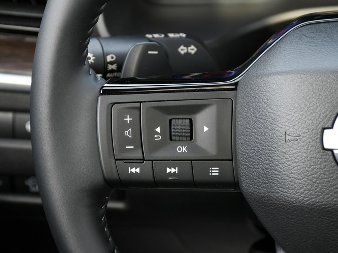 2026 Nissan Rogue Platinum   Leather   Roof   Navi   360 Camera   CarPlay   Android Auto Photo