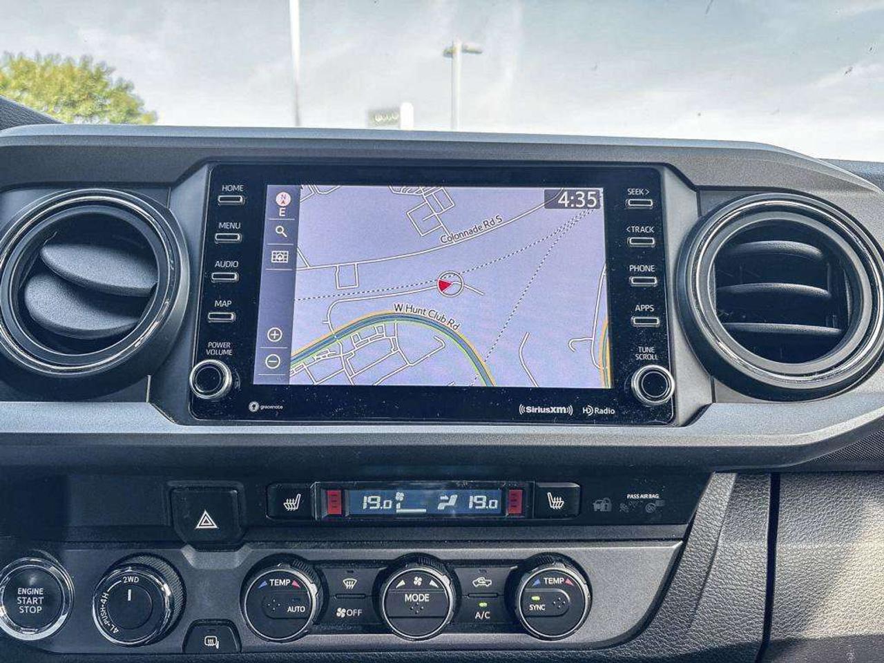 2023 Toyota Tacoma 4X4 Double Cab Photo