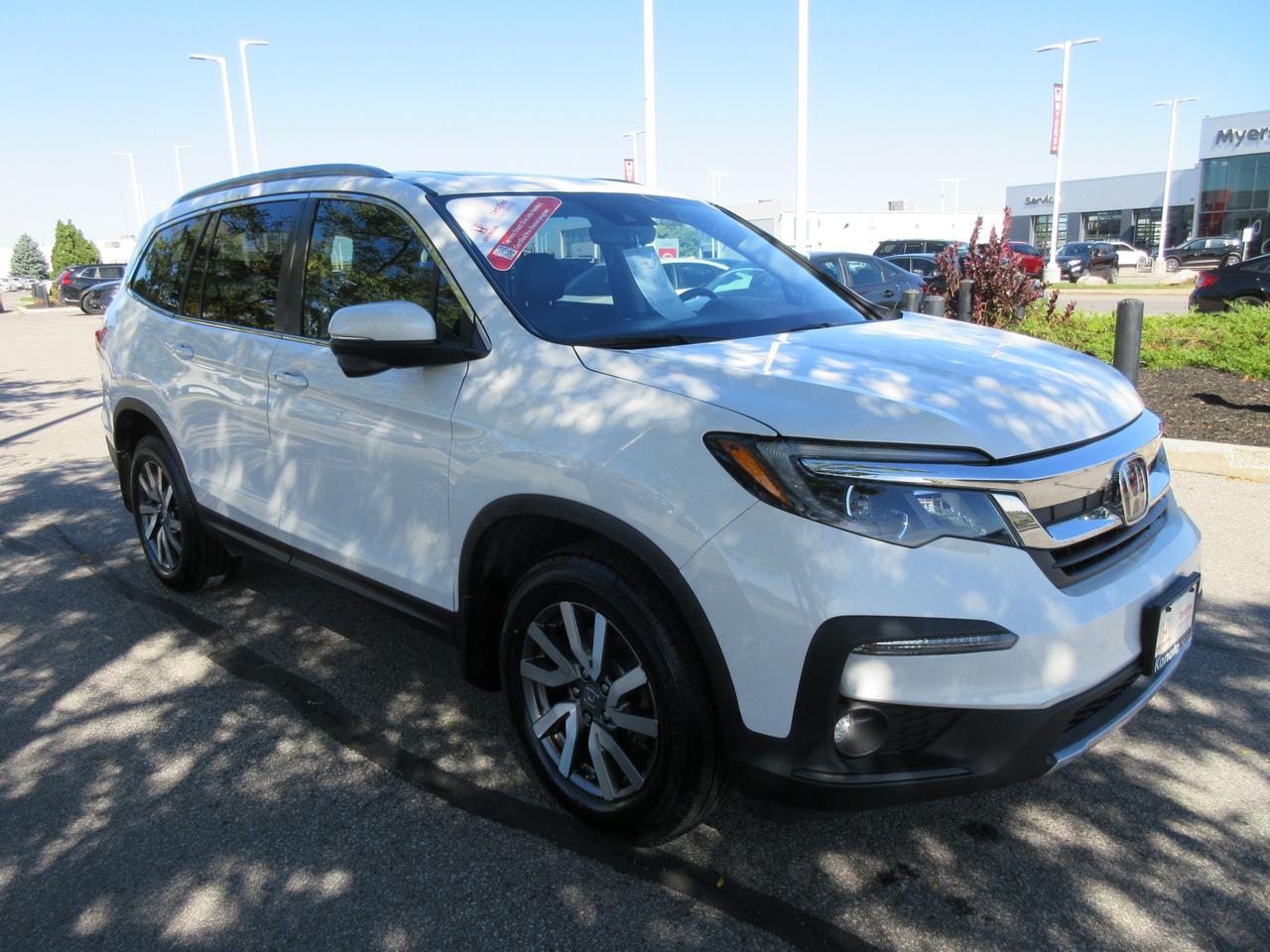 2022 Honda Pilot Touring 7P 4dr All-Wheel Drive Photo