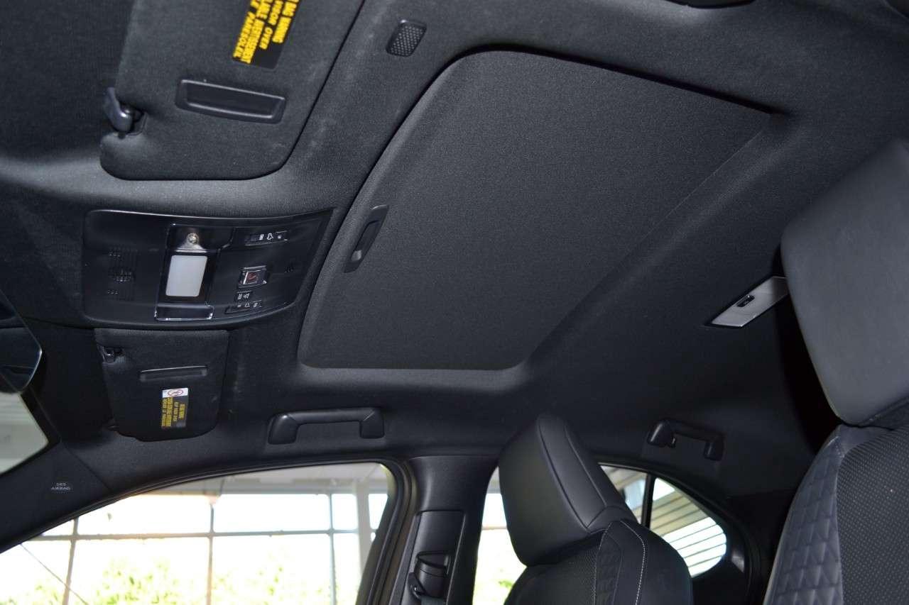 2020 Lexus UX 250H UX 250h CVT Photo