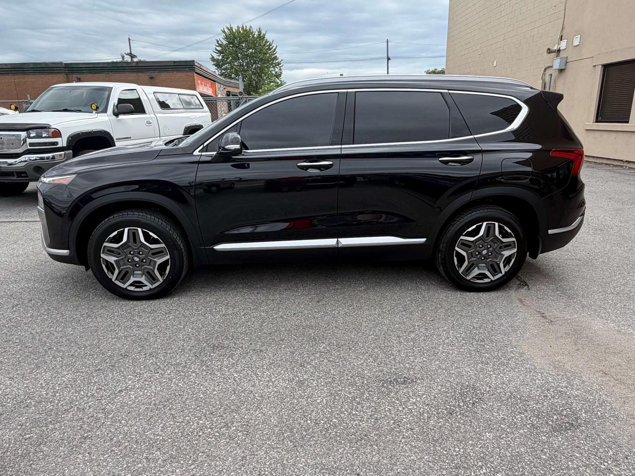 2023 Hyundai Santa Fe Luxury **CALL BELLEVILLE 1*888*760*0213 Photo