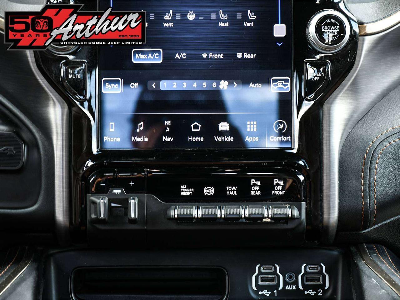 2024 RAM 3500 Longhorn Crew Cab 4x4 Photo