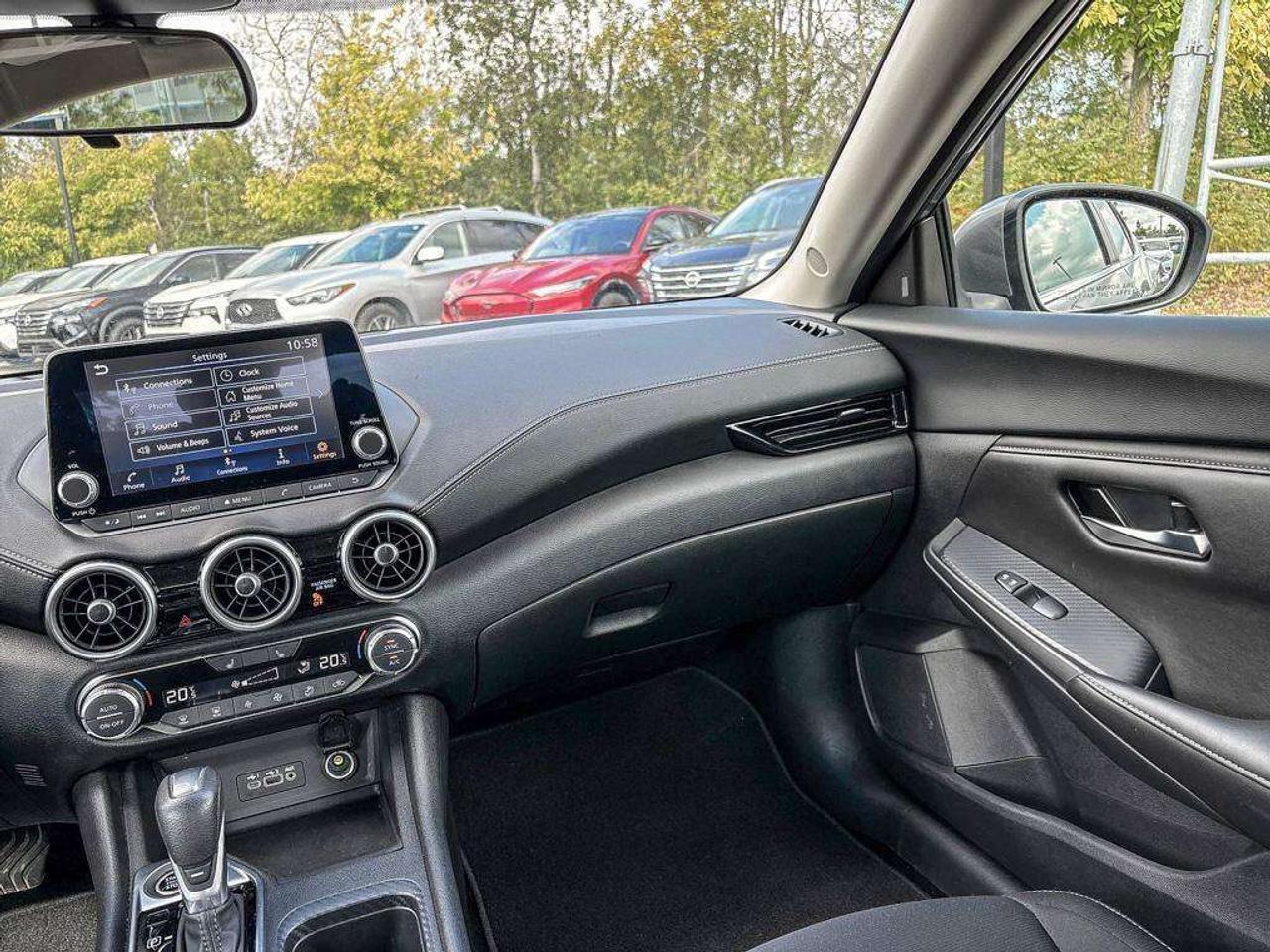 2024 Nissan Sentra SV Photo