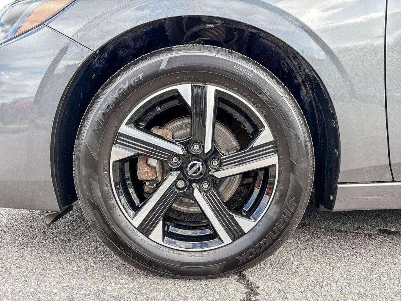 2024 Nissan Sentra SV Photo
