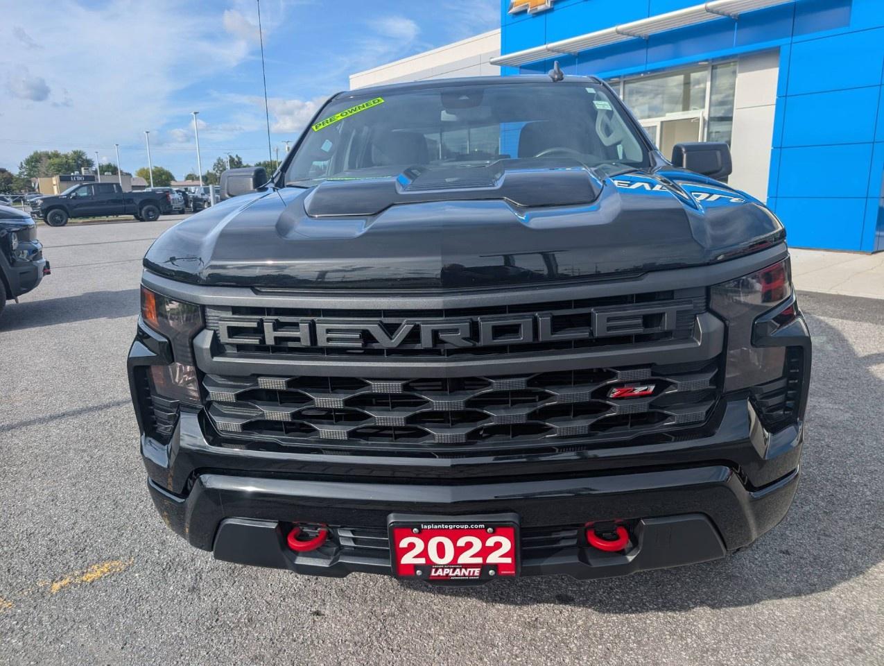 2022 Chevrolet Silverado 1500 Crew Cab Short Box 4-Wheel Drive Custom Trail Boss Photo