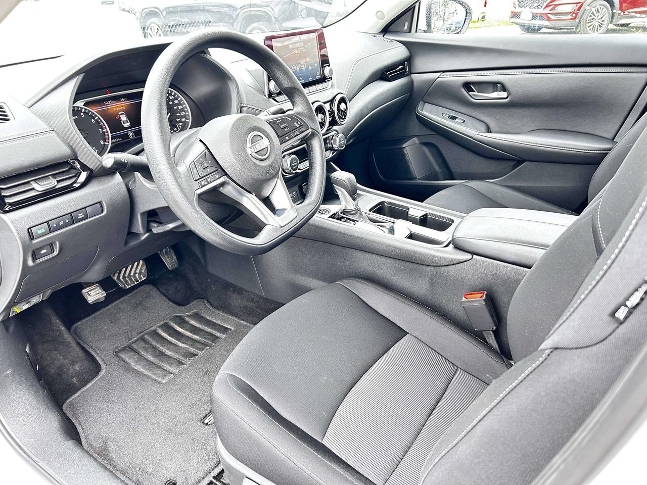 2024 Nissan Sentra SV Photo