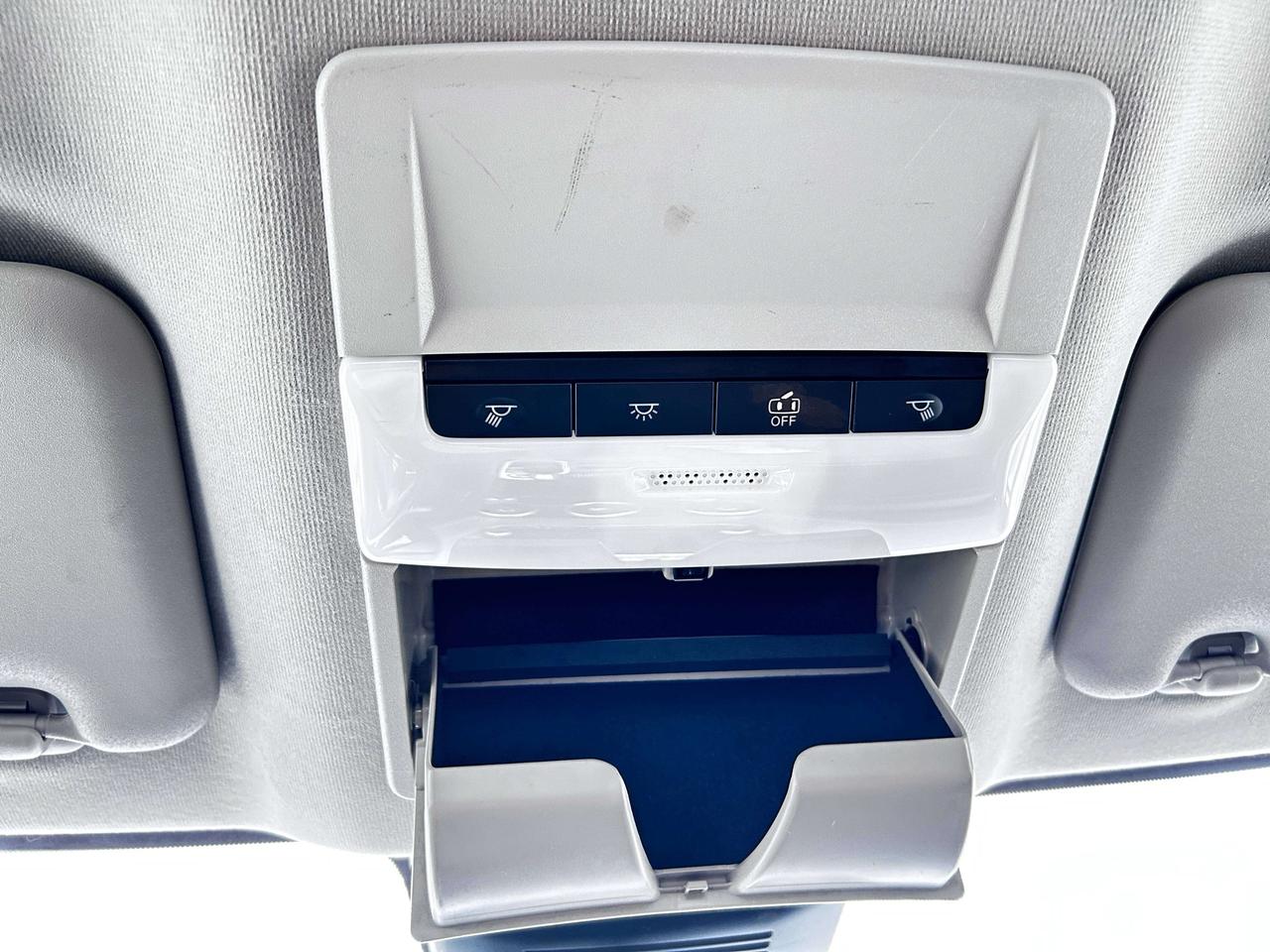 2024 Nissan Sentra SV Photo
