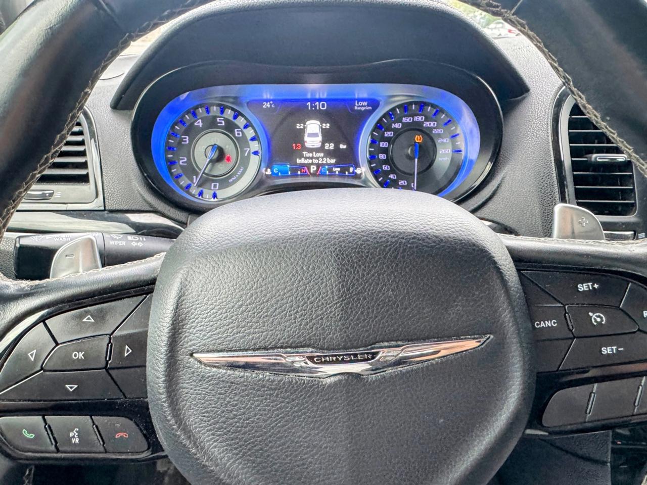 2018 Chrysler 300S  Photo