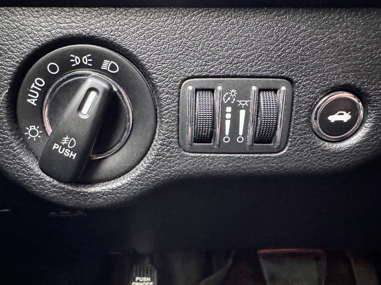 2018 Chrysler 300S  Photo