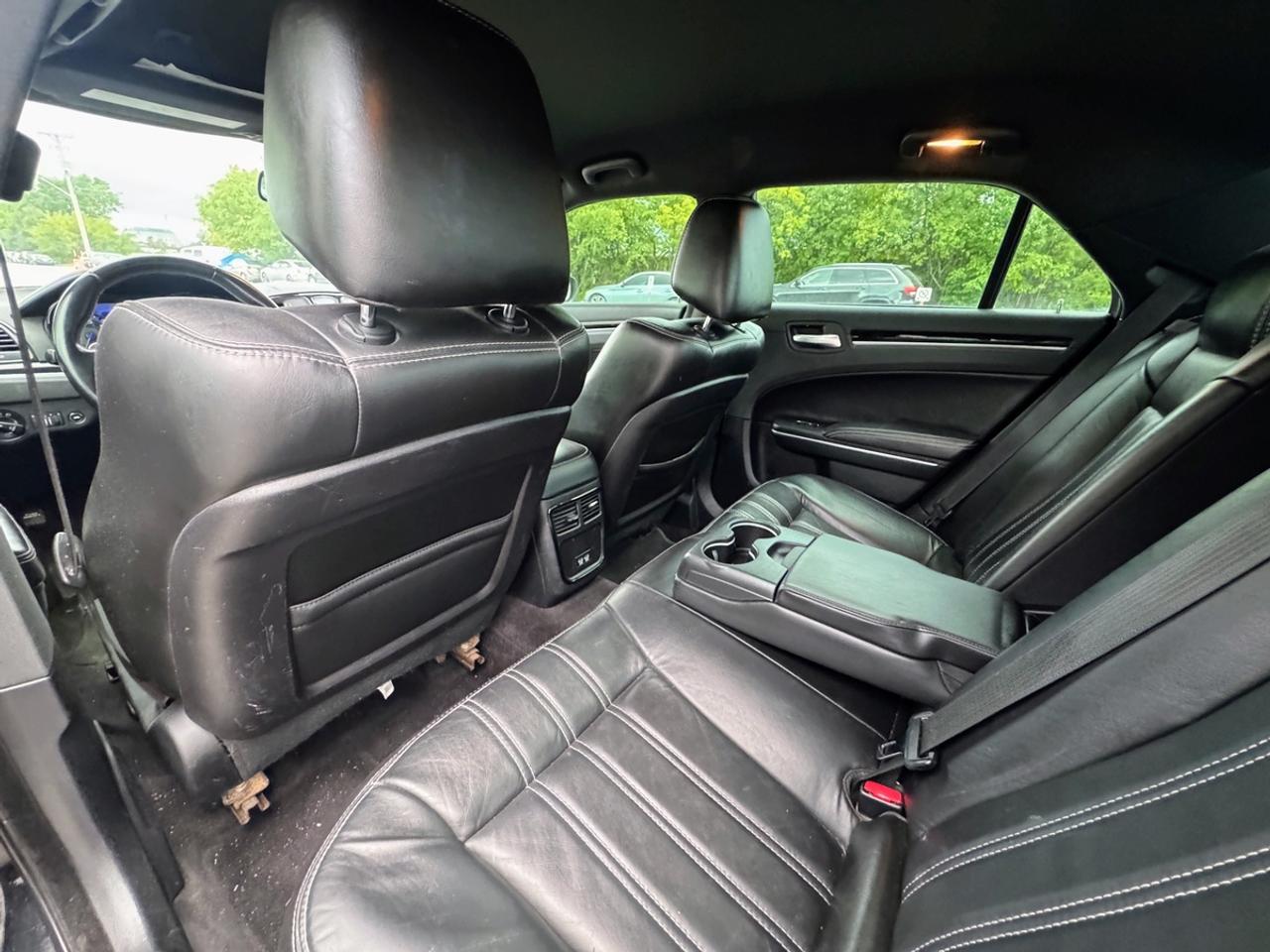 2018 Chrysler 300S  Photo