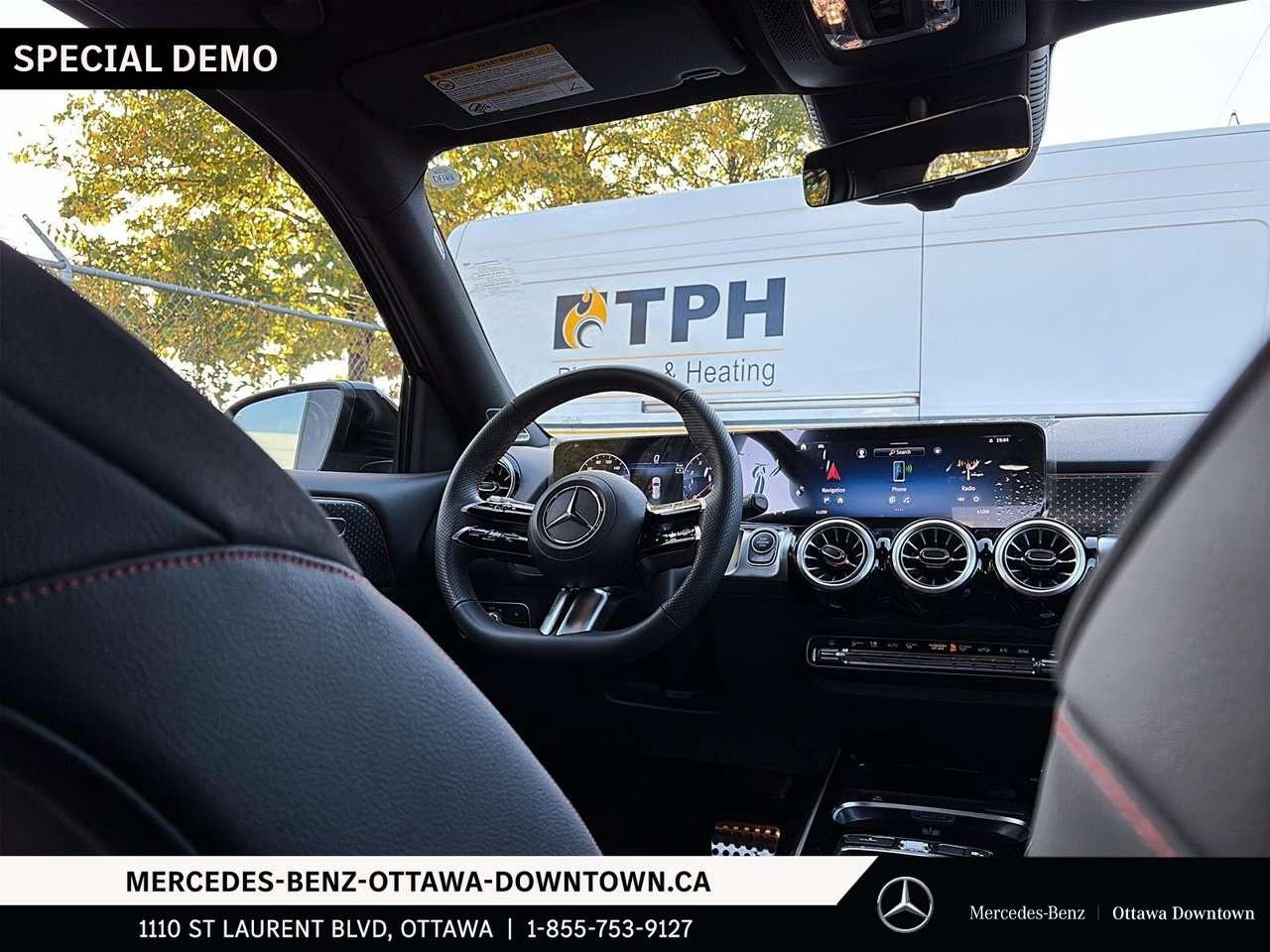 2026 Mercedes-Benz GLB 4MATIC SUV Photo