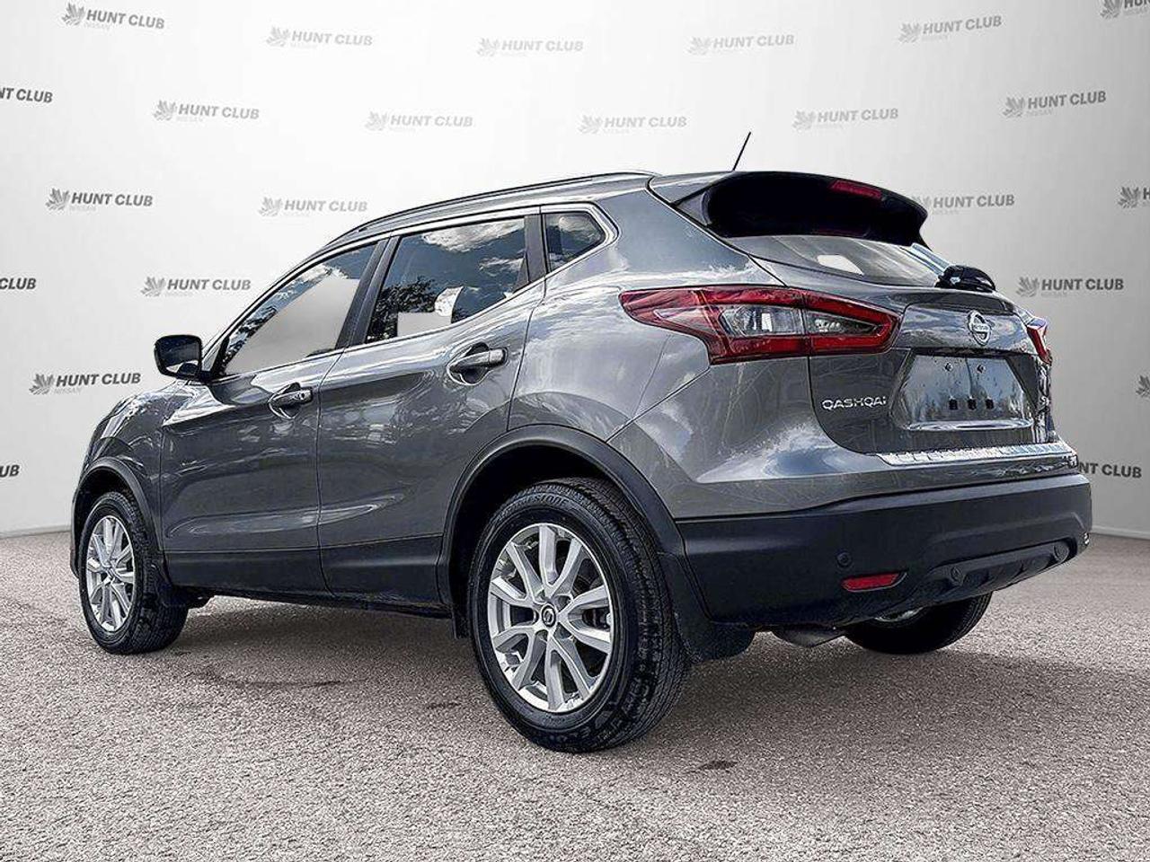 2023 Nissan Qashqai SV  AWD   Apple Car Play   Android Auto   Heated Seats Photo