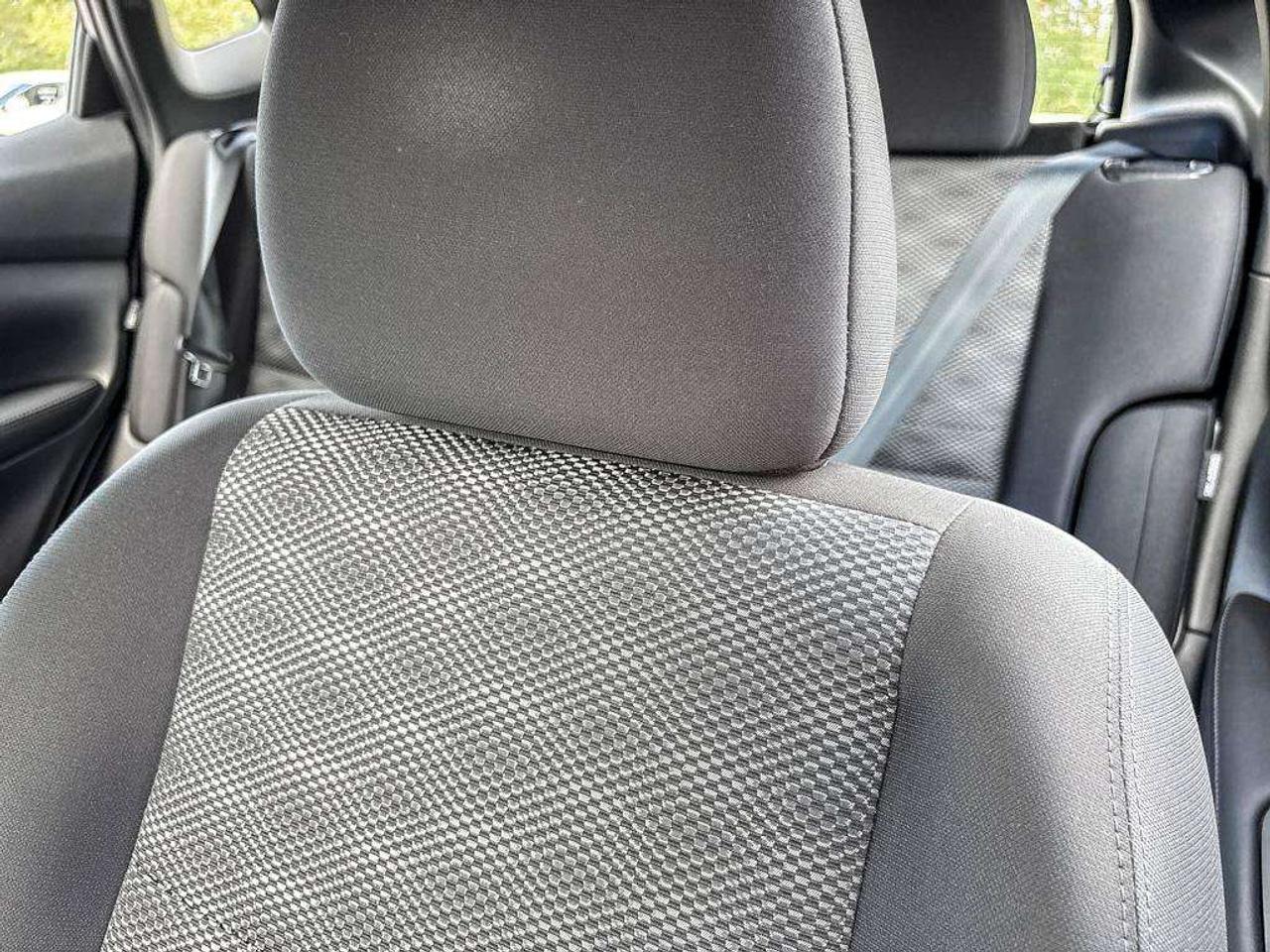 2023 Nissan Qashqai SV  AWD   Apple Car Play   Android Auto   Heated Seats Photo