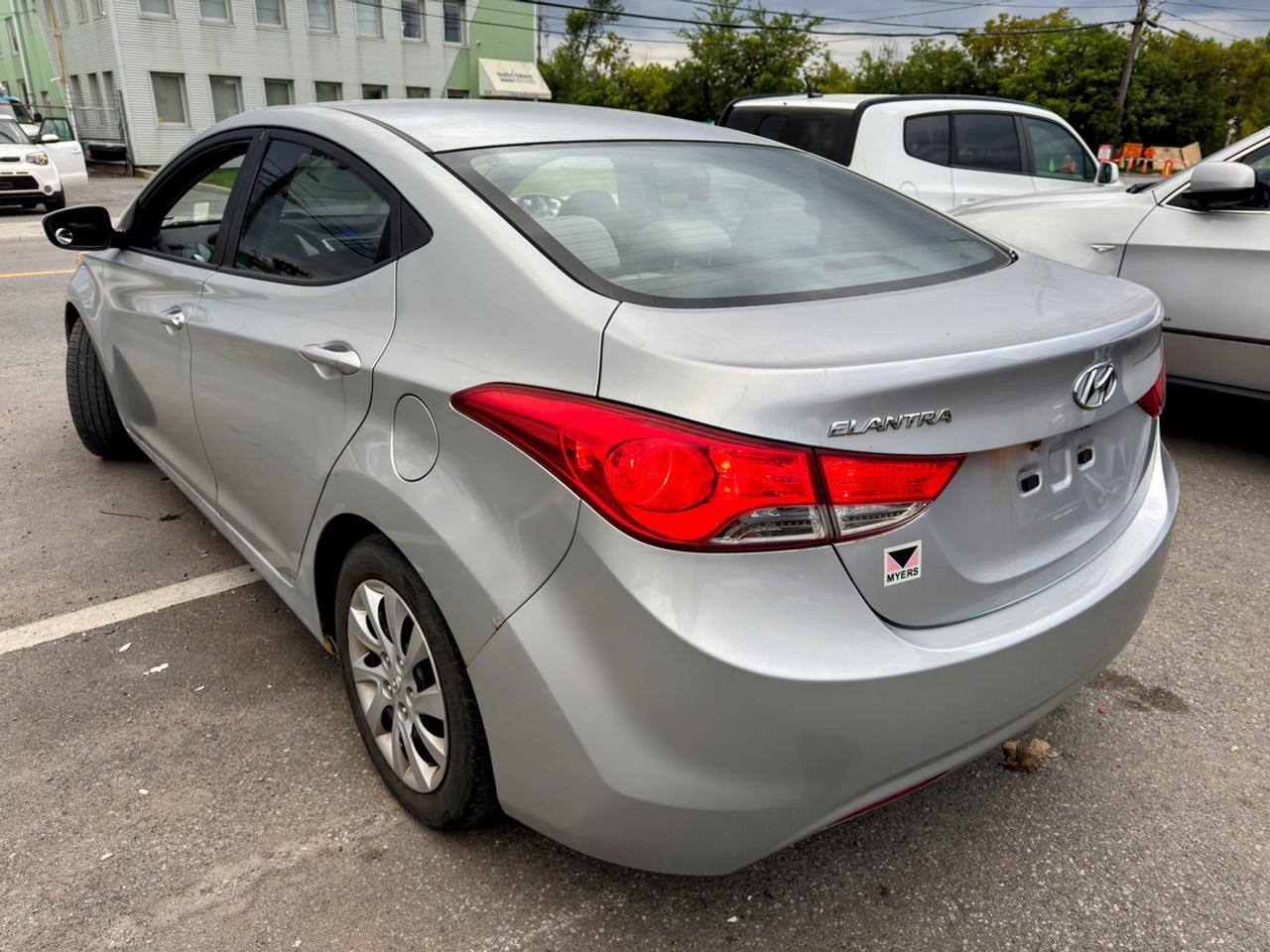 2011 Hyundai Elantra GLS Photo