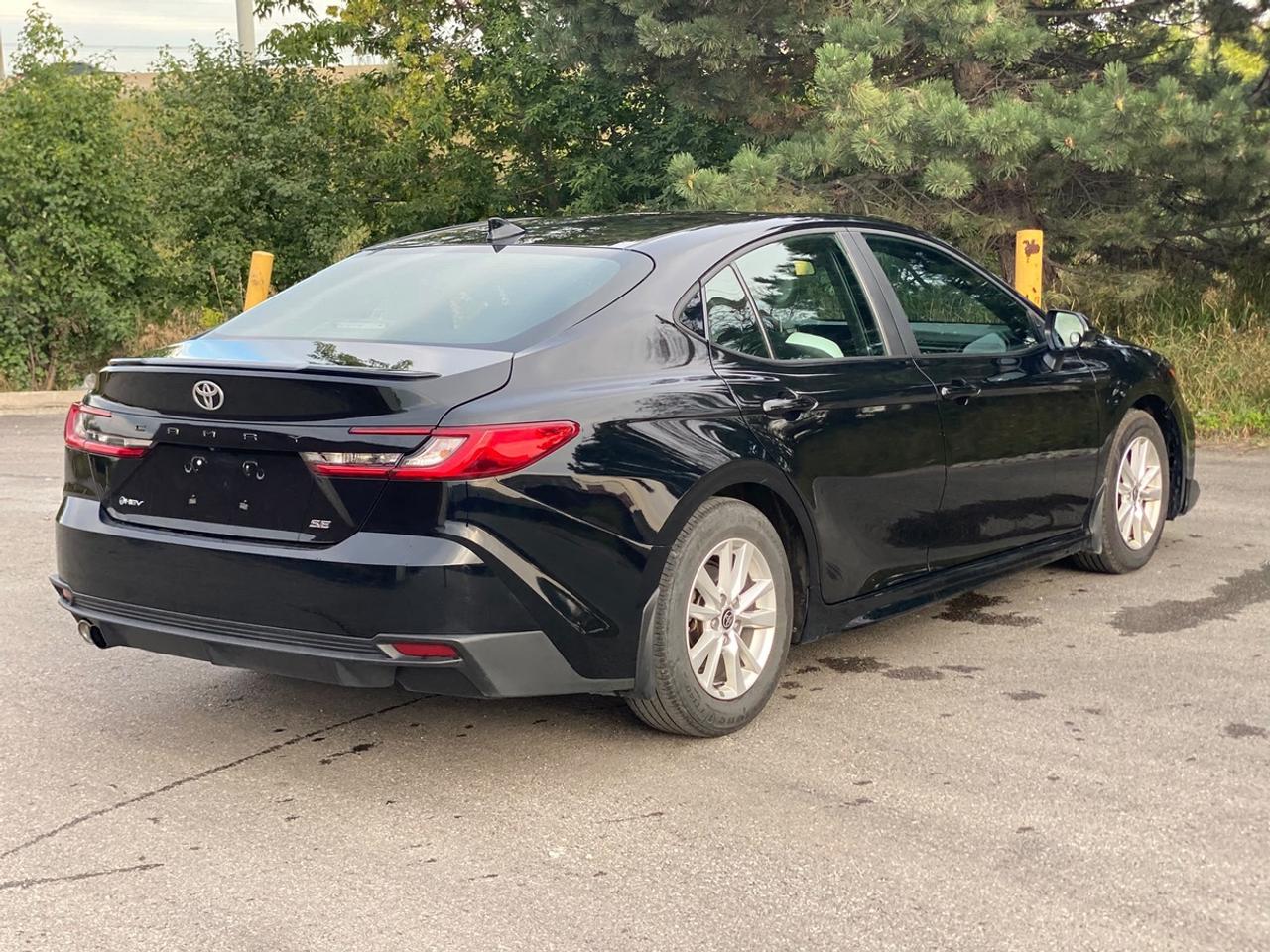 2025 Toyota Camry Hybrid SE | LEATHER | NO ACCIDENT Photo