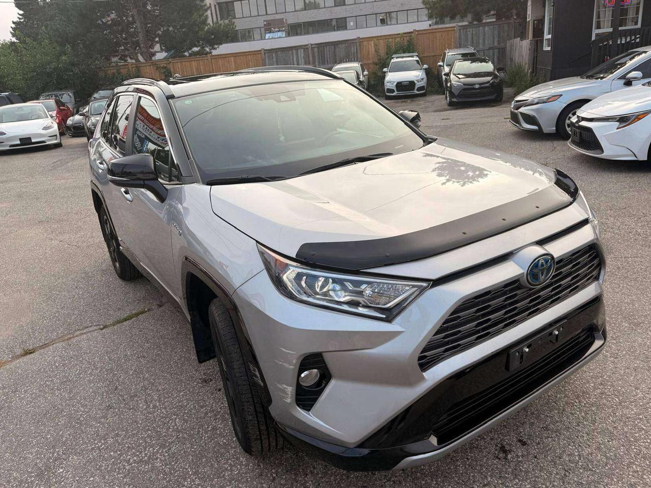 2021 Toyota RAV4 HYBRID XSE AWD Photo