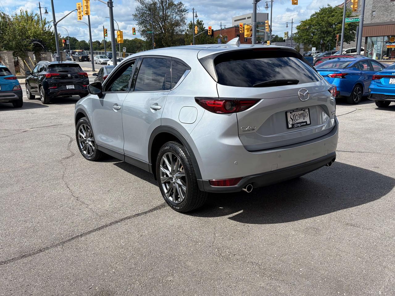 2021 Mazda CX-5 Signature ** CALL BELLEVILLE @ 613-961-8848 ** Photo