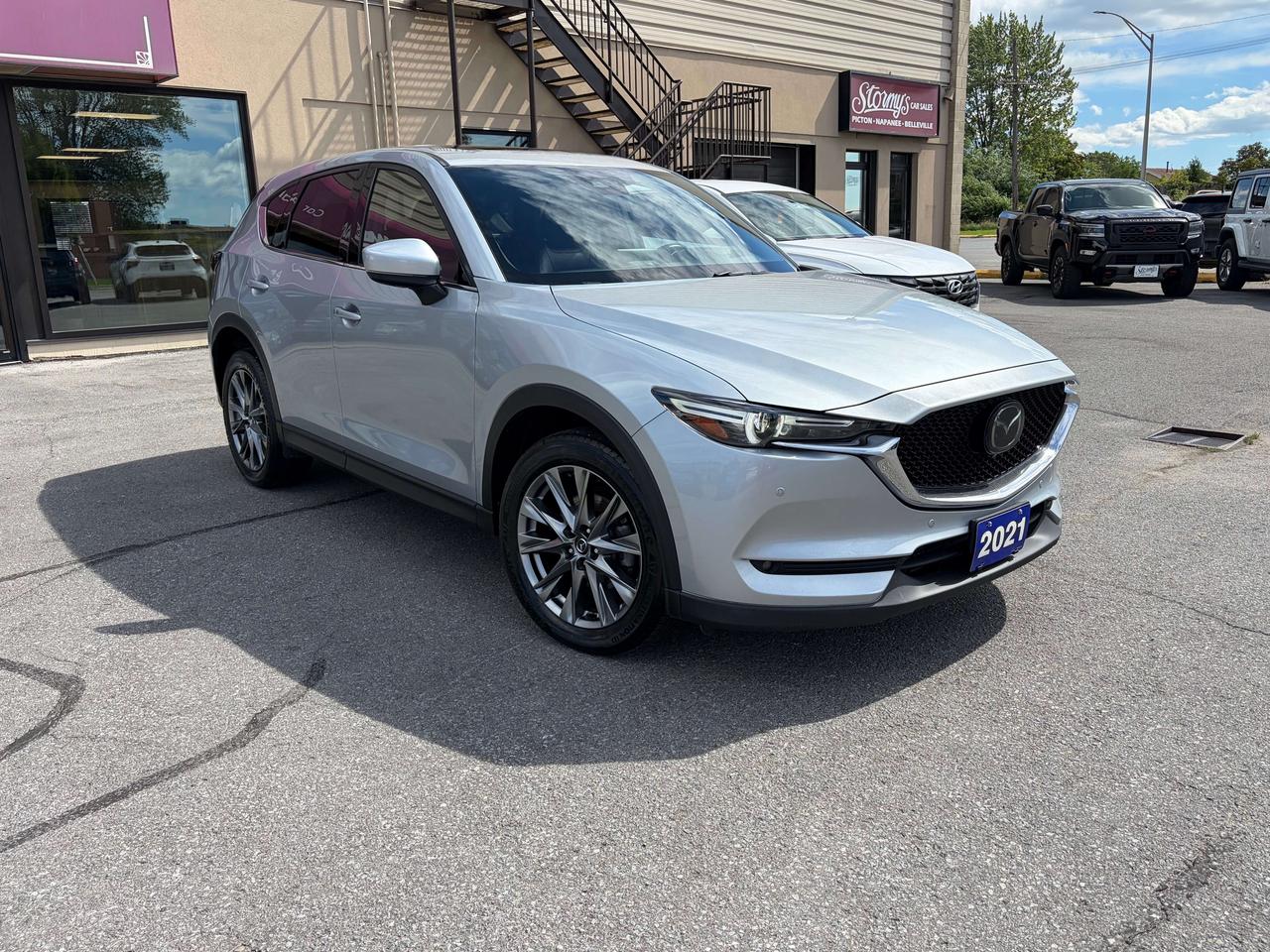 2021 Mazda CX-5 Signature ** CALL BELLEVILLE @ 613-961-8848 ** Photo
