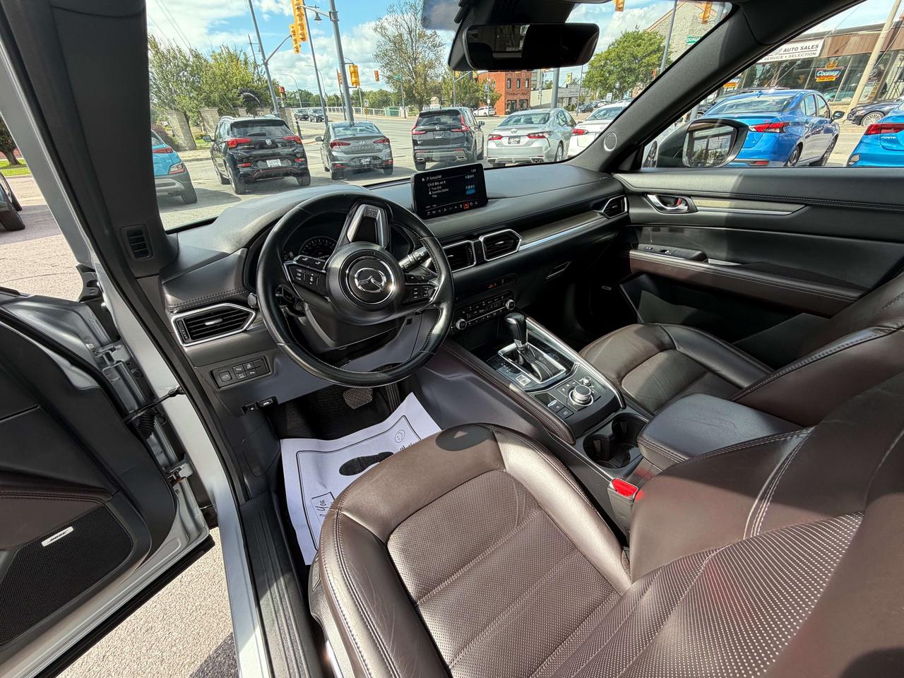 2021 Mazda CX-5 Signature ** CALL BELLEVILLE @ 613-961-8848 ** Photo