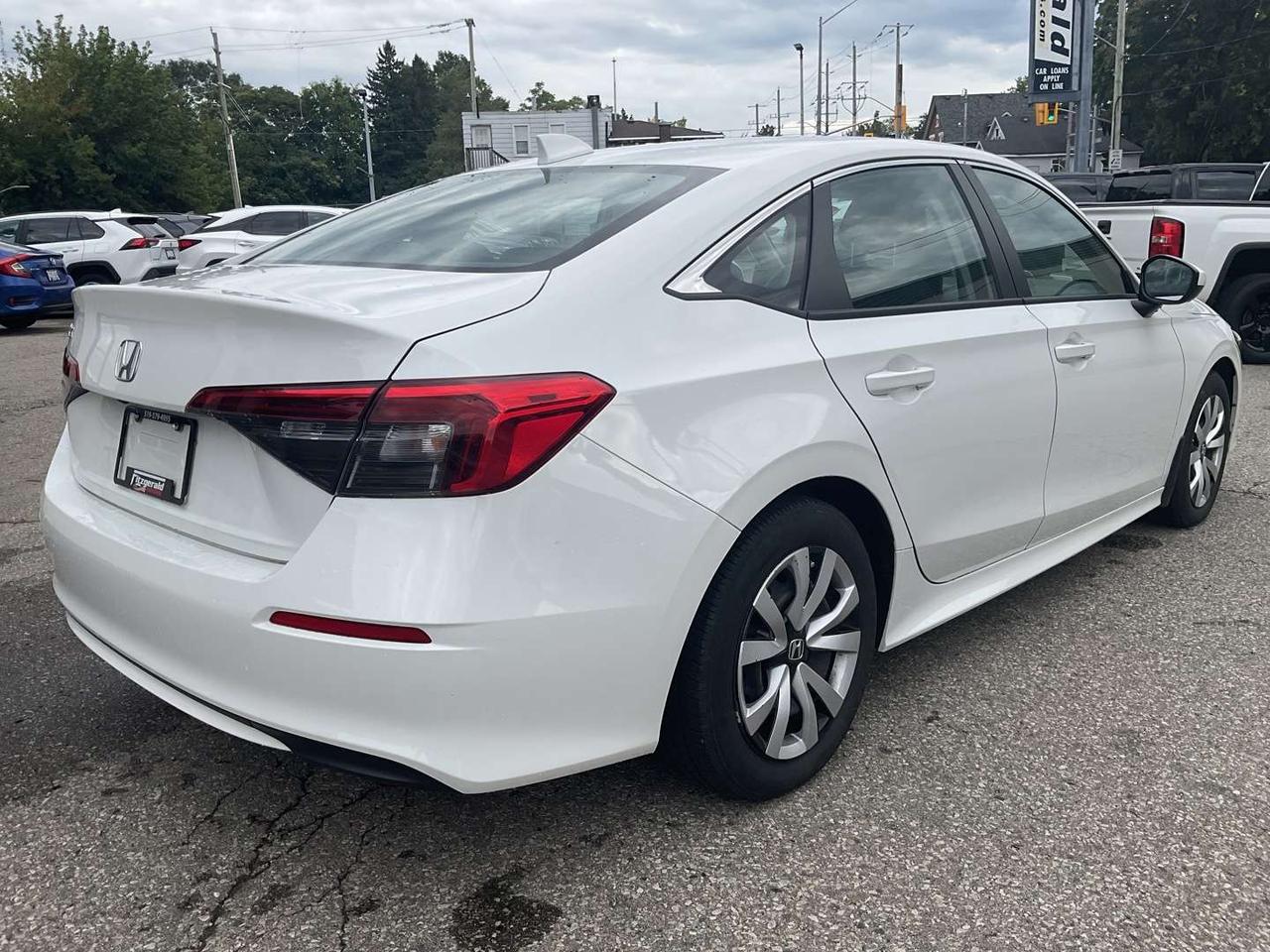 2023 Honda Civic LX Sedan - HONDA SENSING! CAR PLAY! BACK-UP CAM! BSM! Photo