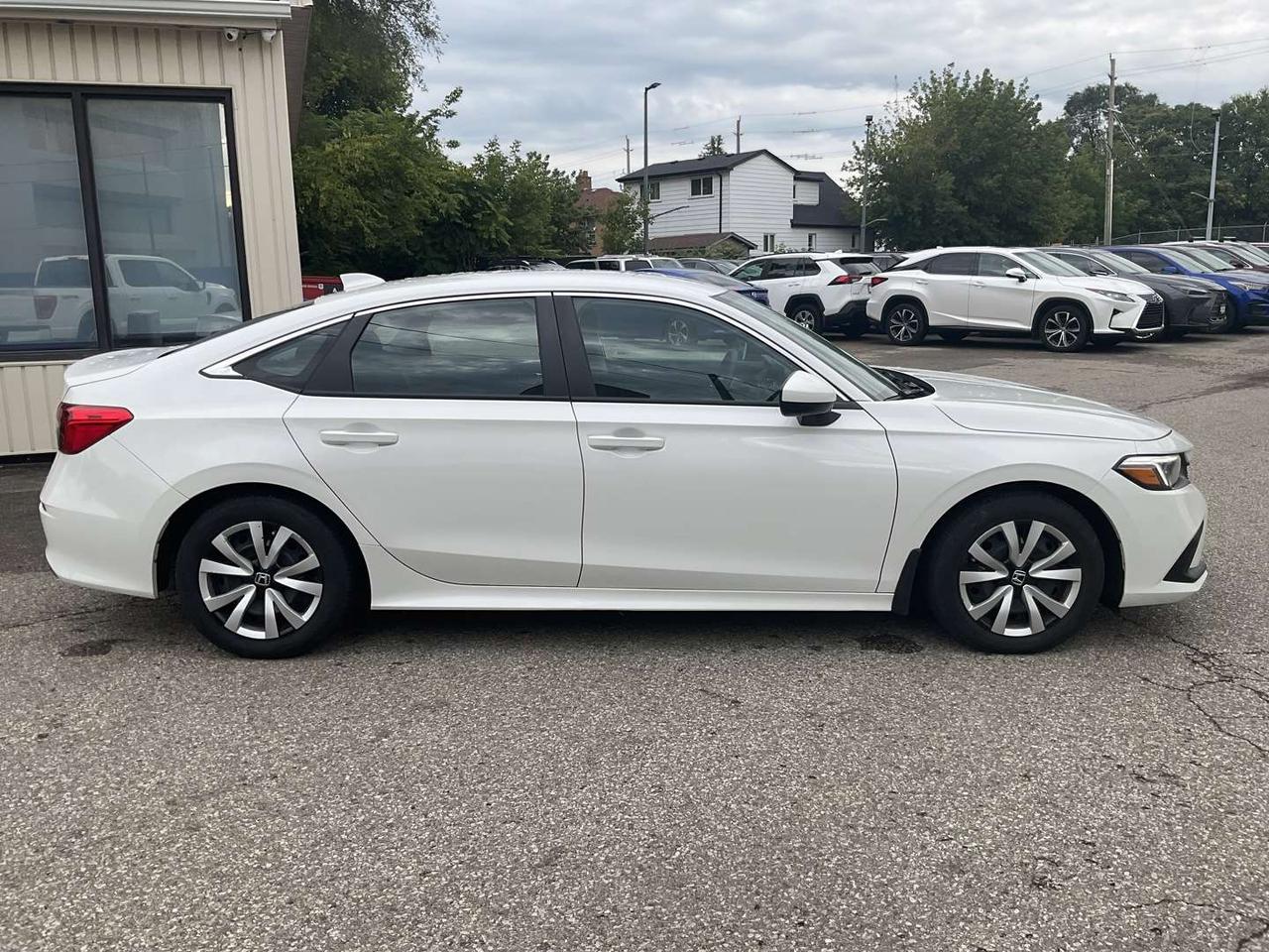 2023 Honda Civic LX Sedan - HONDA SENSING! CAR PLAY! BACK-UP CAM! BSM! Photo