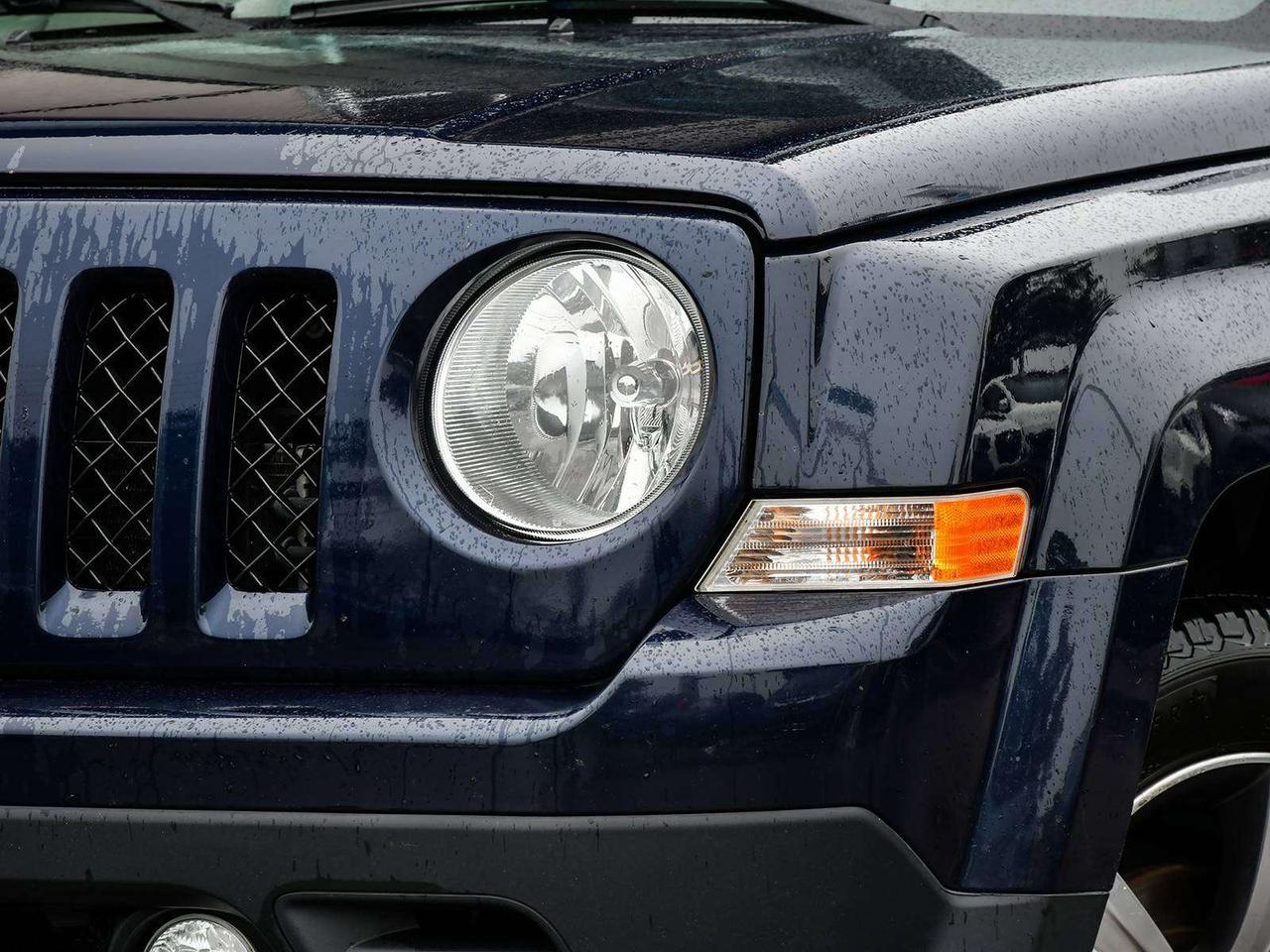 2016 Jeep Patriot HIGH ALTITUDE   1OWNER   CLEAN CARFAX   SOLD ASIS Photo4