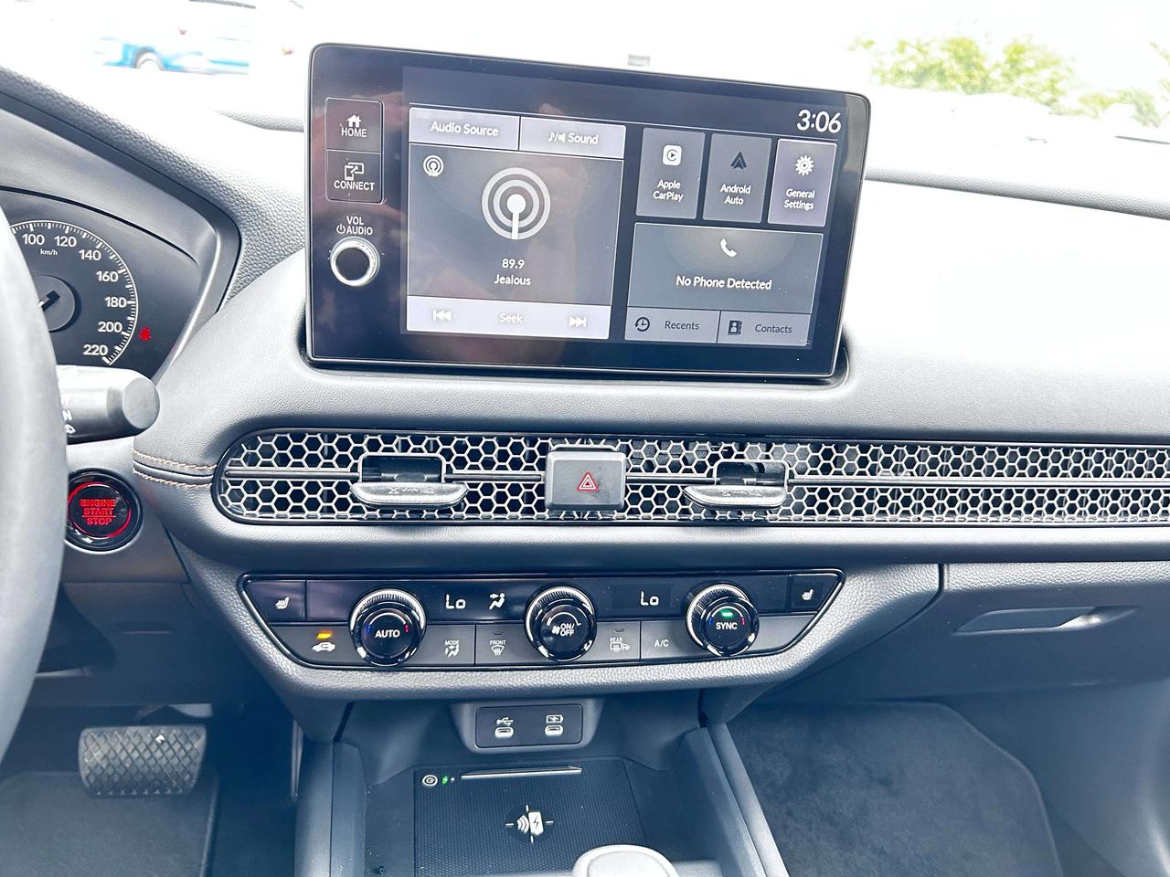 2026 Honda HR-V Sport Photo