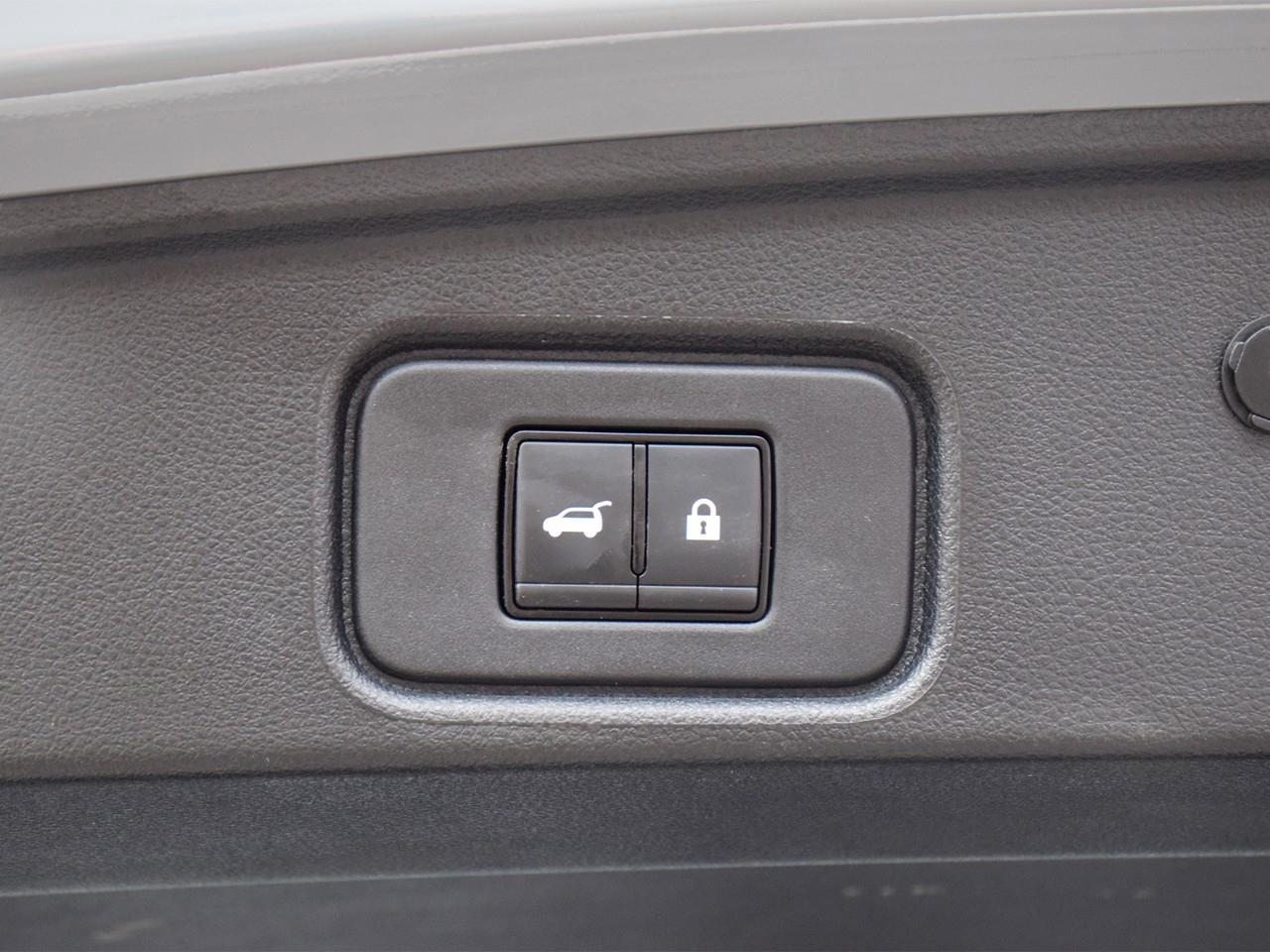 2023 Nissan Pathfinder Platinum 4dr 4x4 Photo