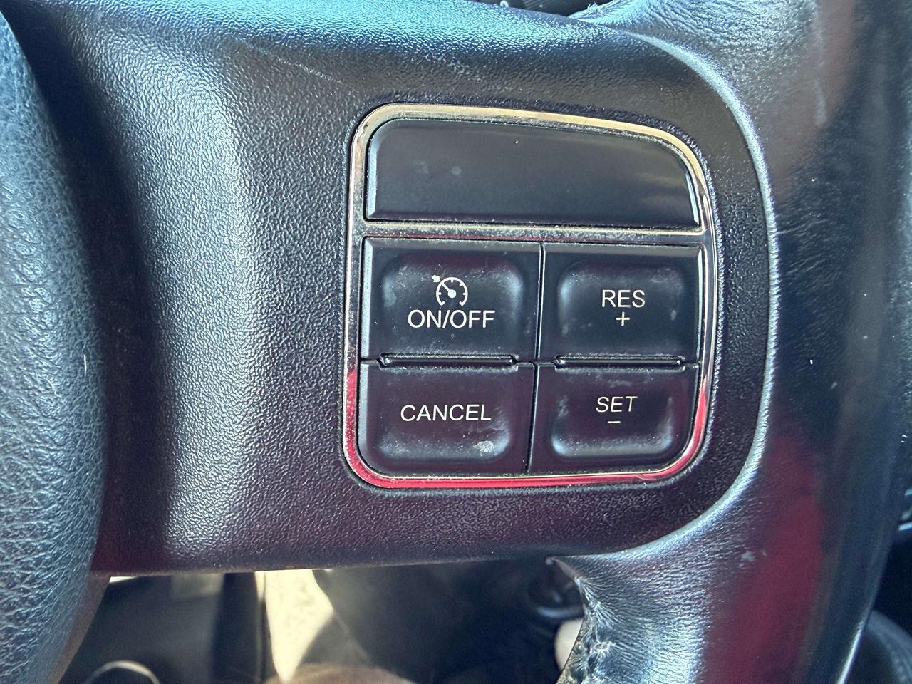 2012 Jeep Wrangler Rubicon 6-SPEED 4x4 *CALL NAPANEE 613*354*2100 Photo