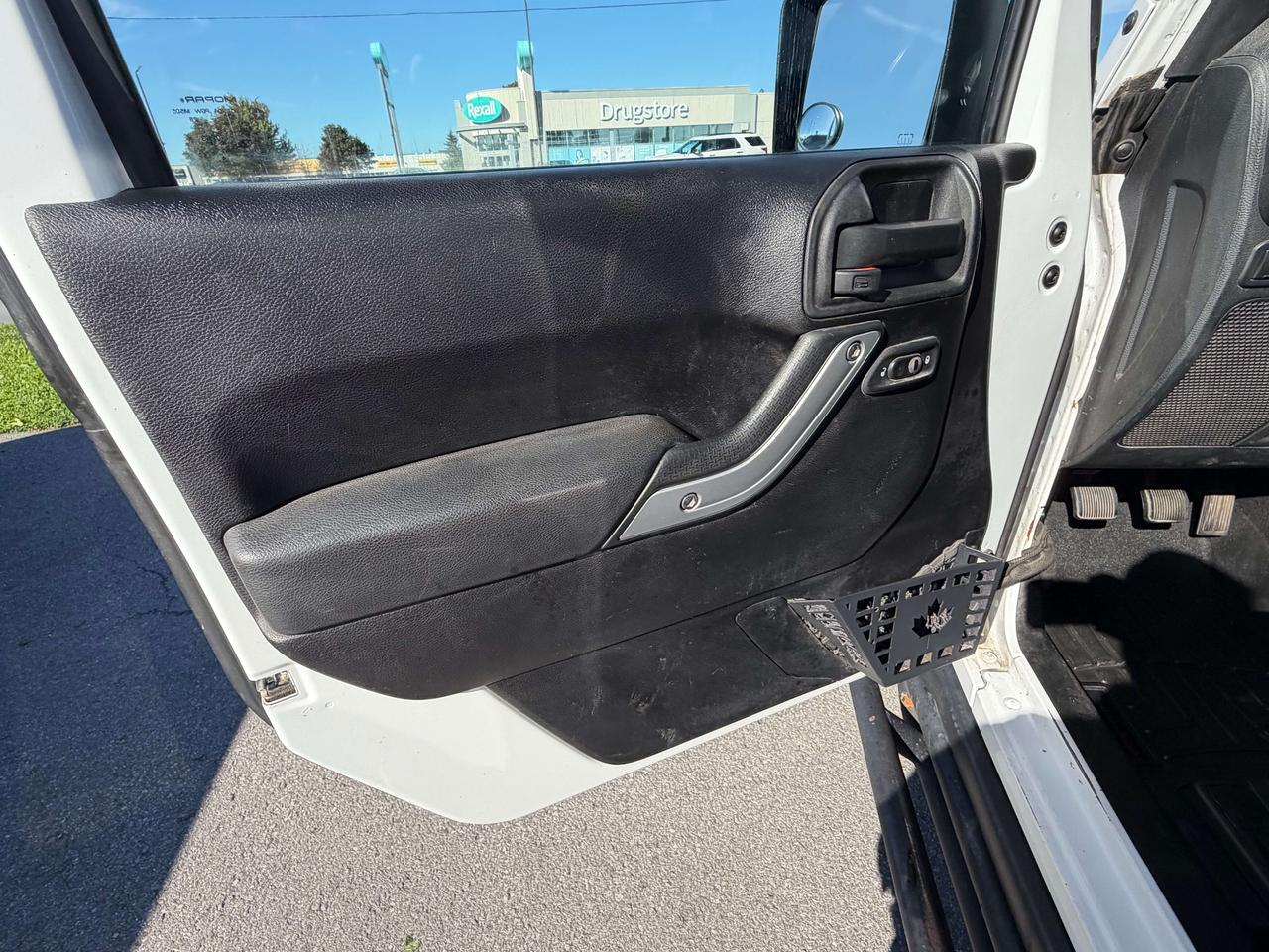 2012 Jeep Wrangler Rubicon 6-SPEED 4x4 *CALL NAPANEE 613*354*2100 Photo