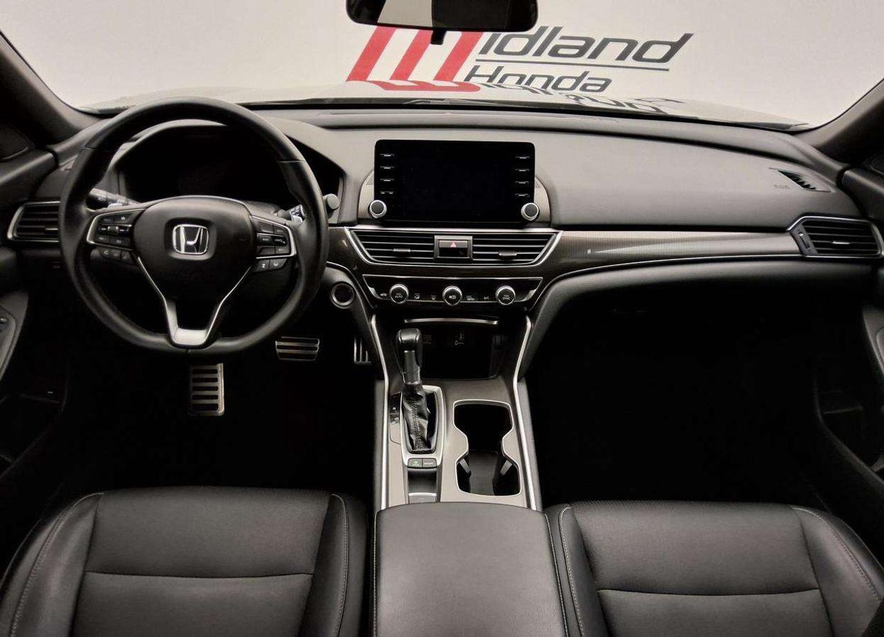 2018 Honda Accord Sport Photo