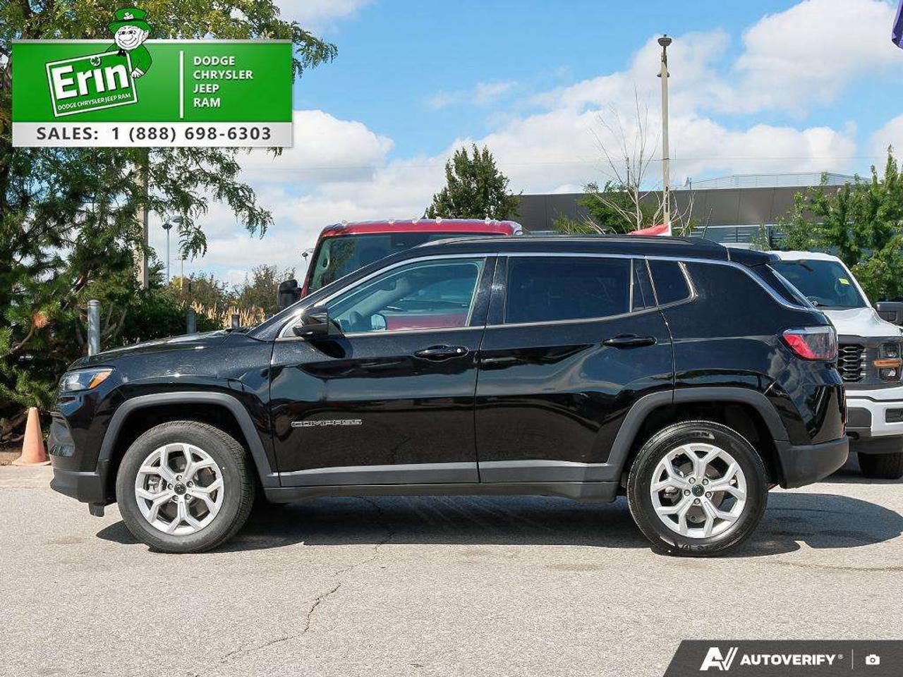 2025 Jeep Compass NORTH Photo2
