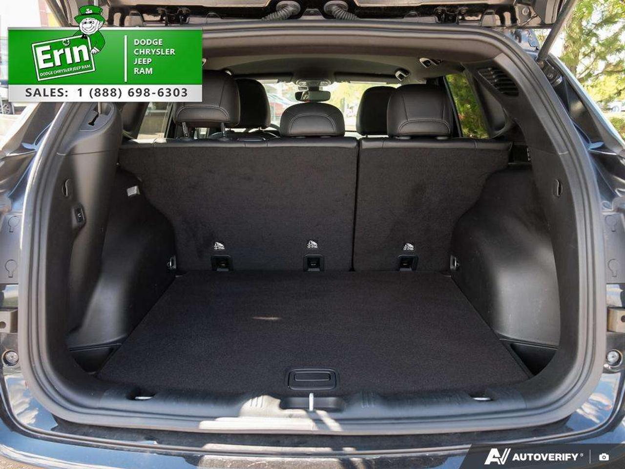 2025 Jeep Compass NORTH Photo