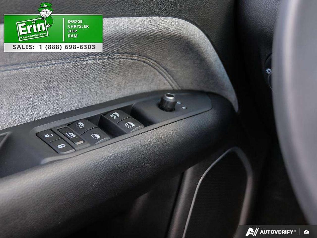 2025 Jeep Compass NORTH Photo