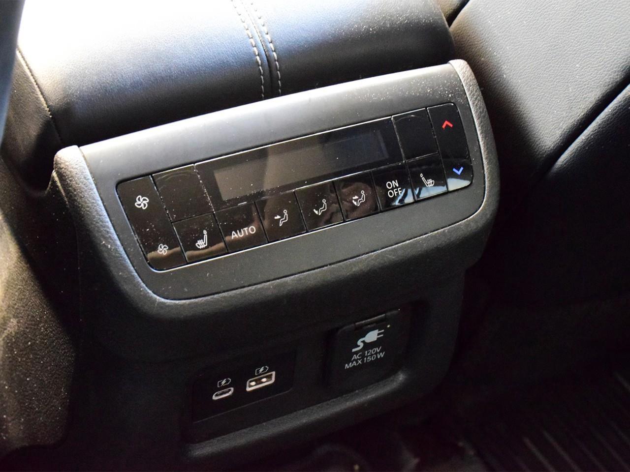 2022 Nissan Pathfinder SL 4dr 4x4 Photo
