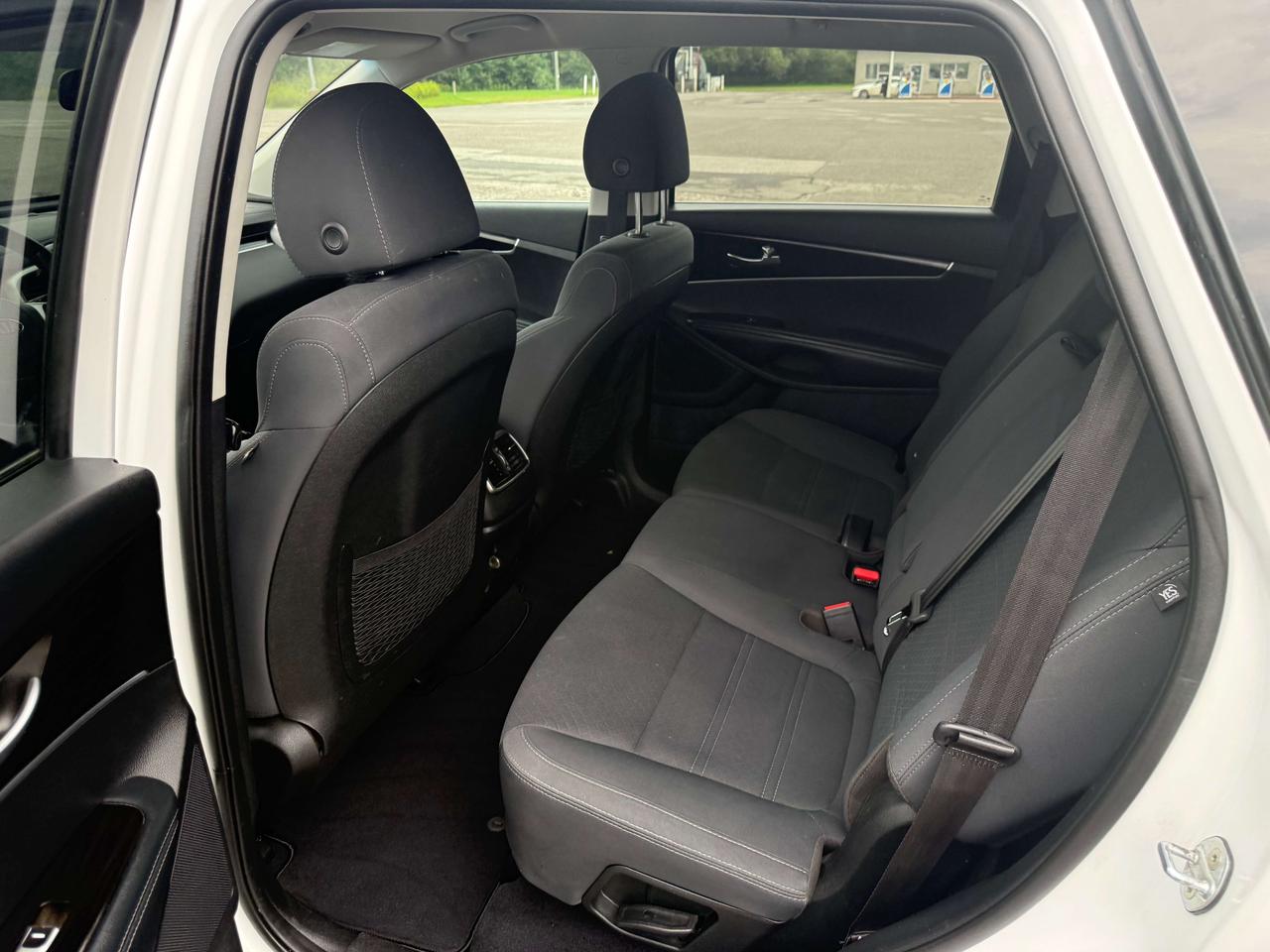 2019 Kia Sorento LX - htd seats - cruise control Photo