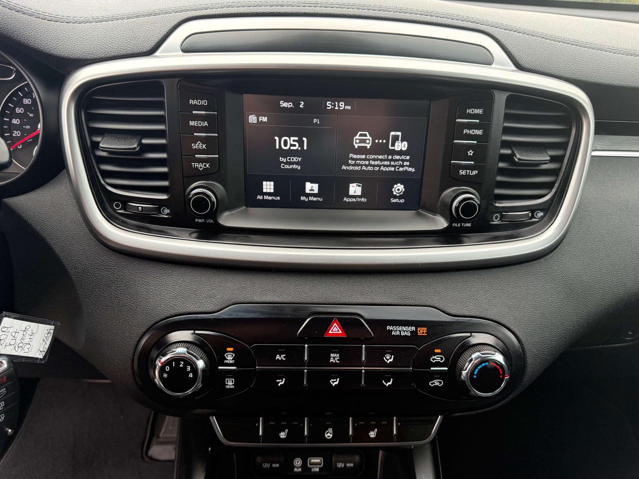 2019 Kia Sorento LX - htd seats - cruise control Photo