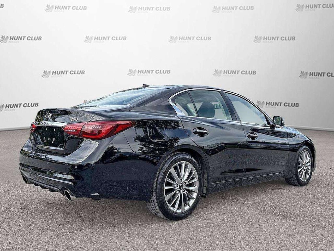 2024 Infiniti Q50 LUXE Photo