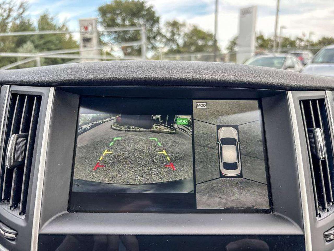 2024 Infiniti Q50 LUXE Photo