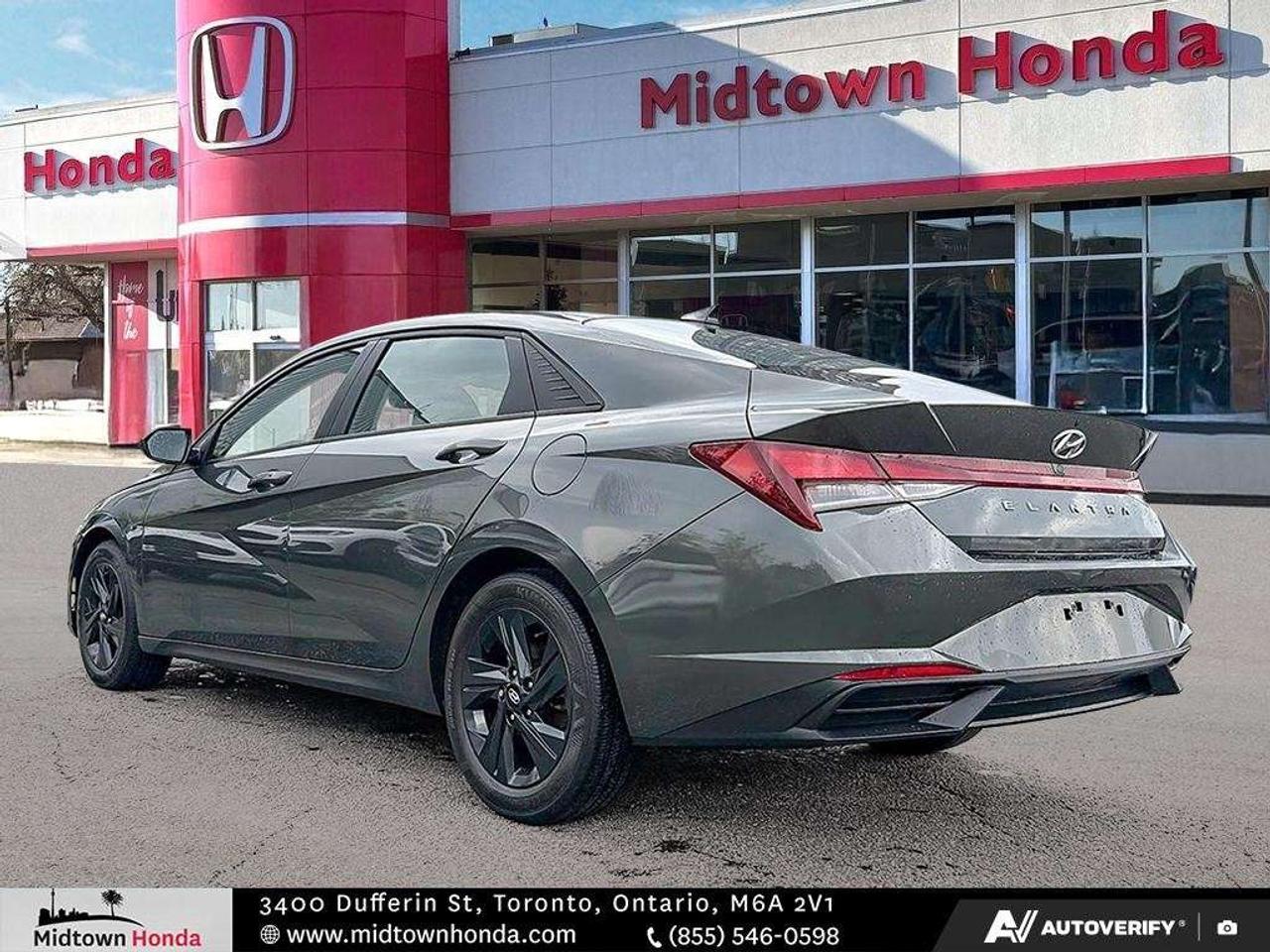 2023 Hyundai Elantra Preferred IVT Photo