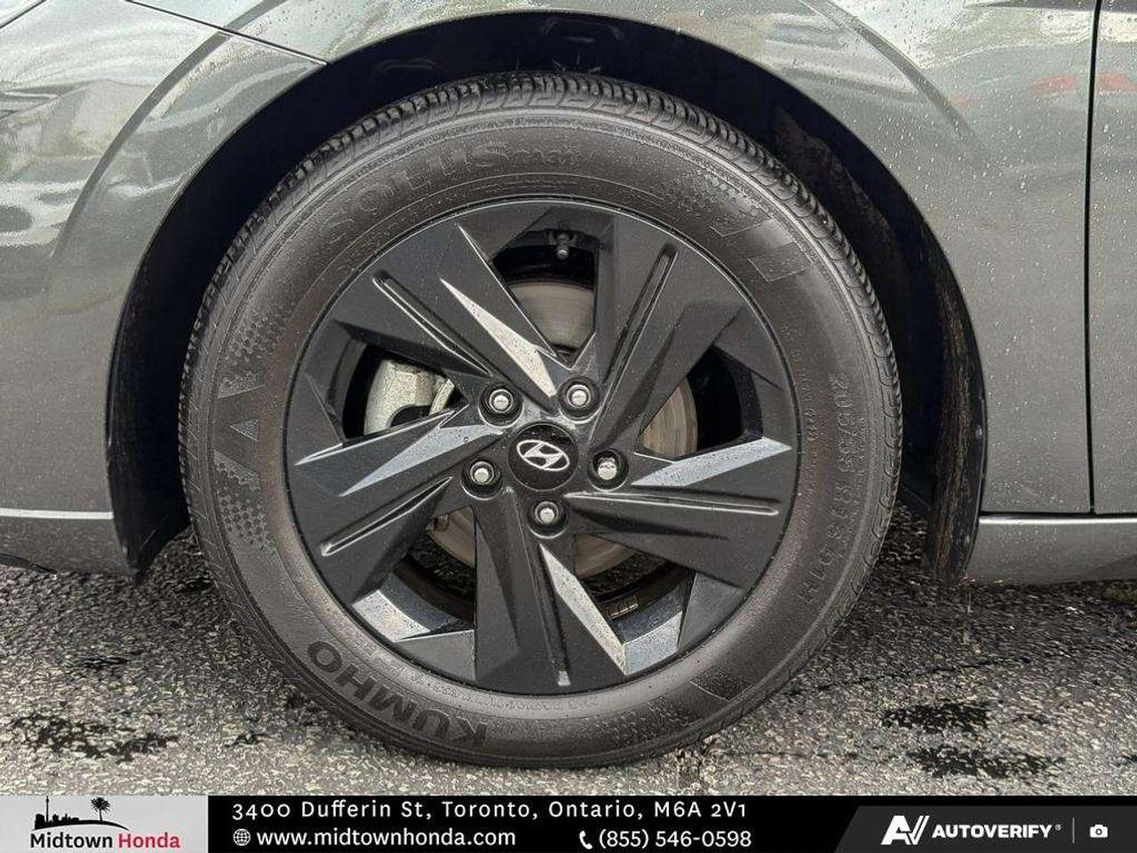 2023 Hyundai Elantra Preferred IVT Photo