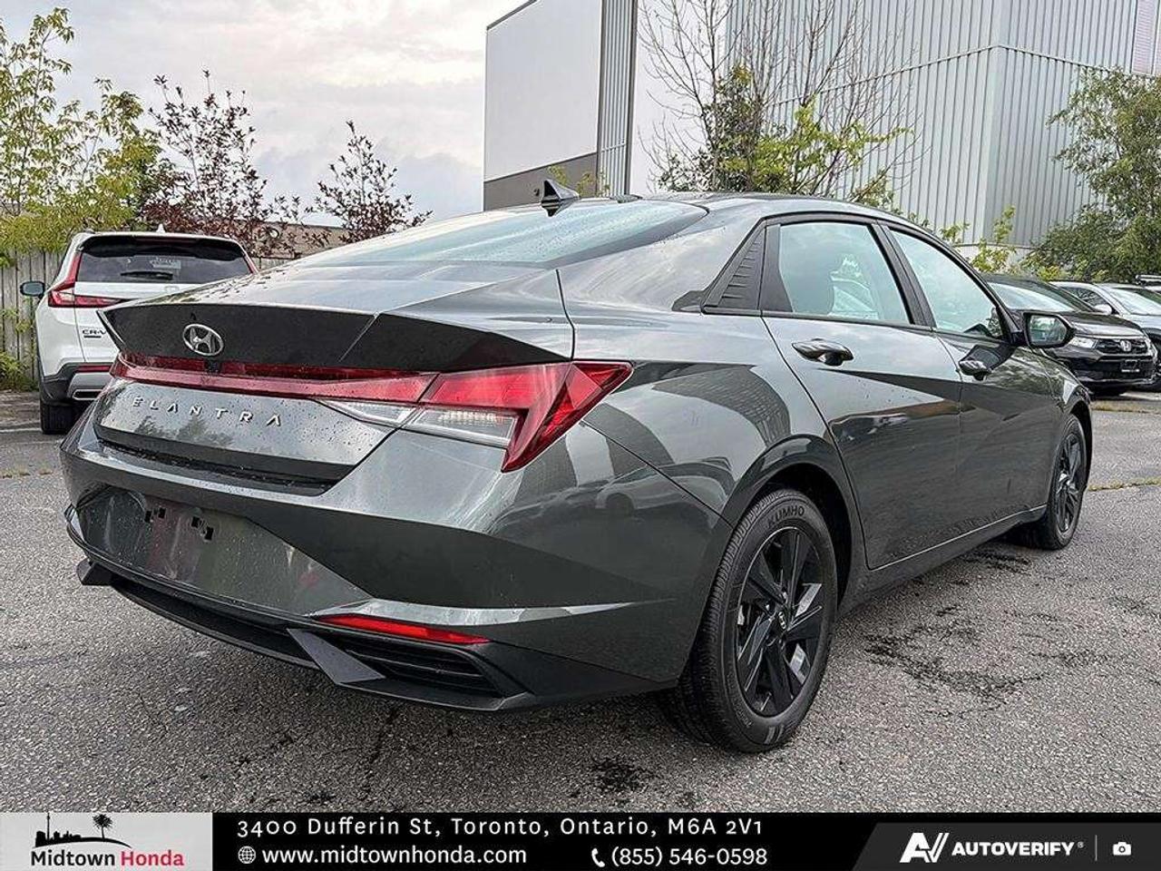 2023 Hyundai Elantra Preferred IVT Photo