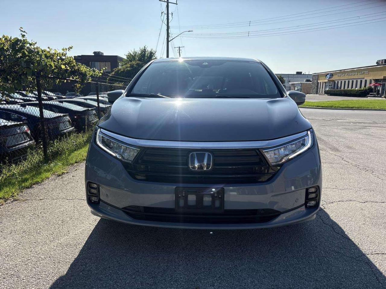 2023 Honda Odyssey Touring FULLY LOADED Photo