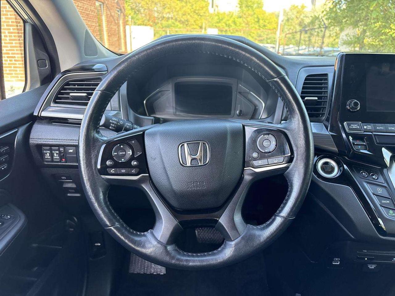 2023 Honda Odyssey Touring FULLY LOADED Photo
